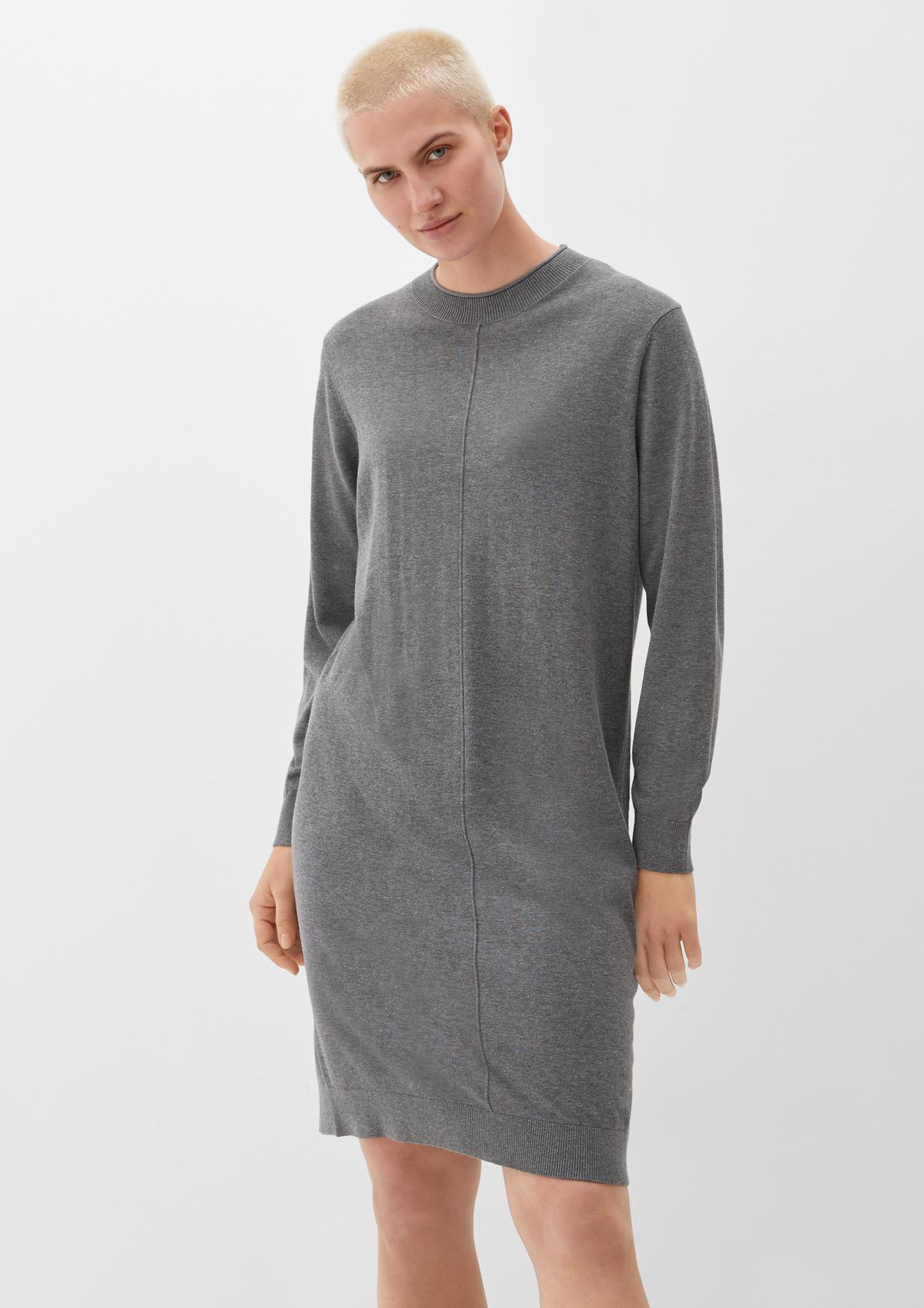 Knitted dress with a round neckline