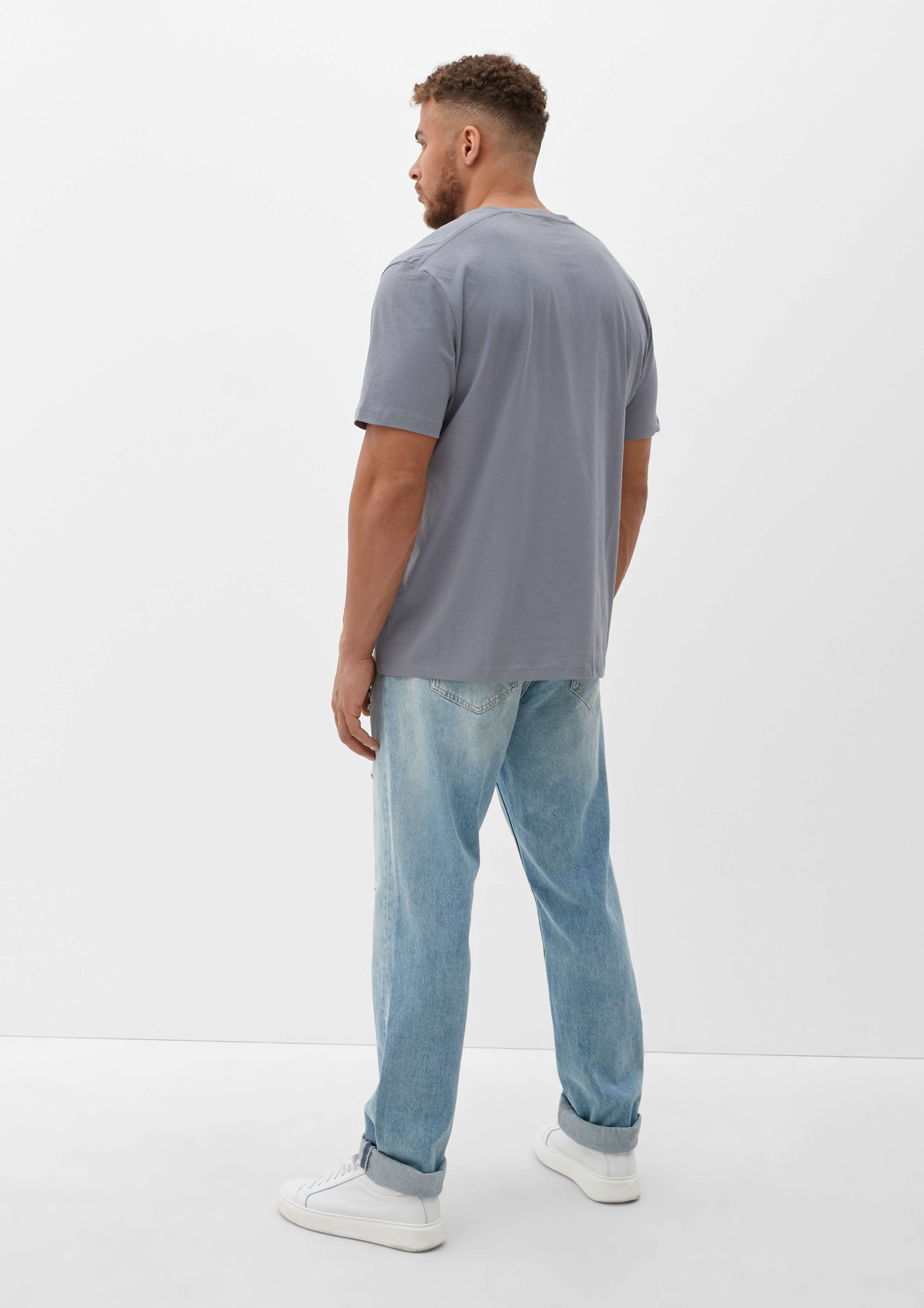 T-shirt in 95D1 & 79D1