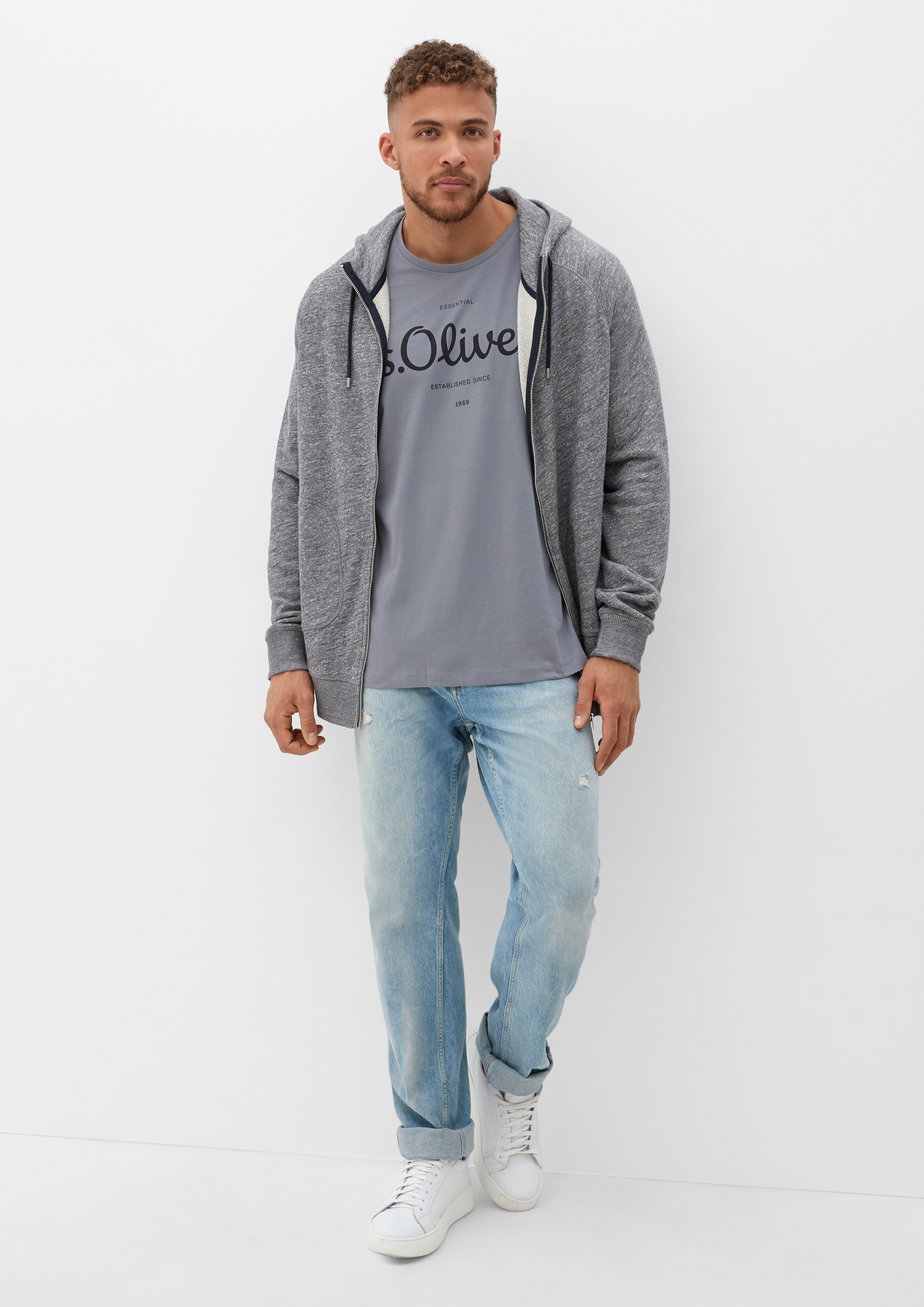 T-shirt in 95D1 & 79D1