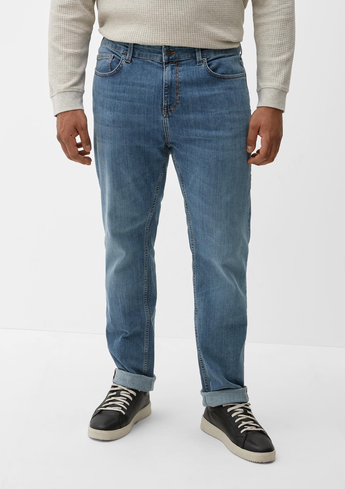 Casby jeans / relaxed fit / mid rise / straight leg