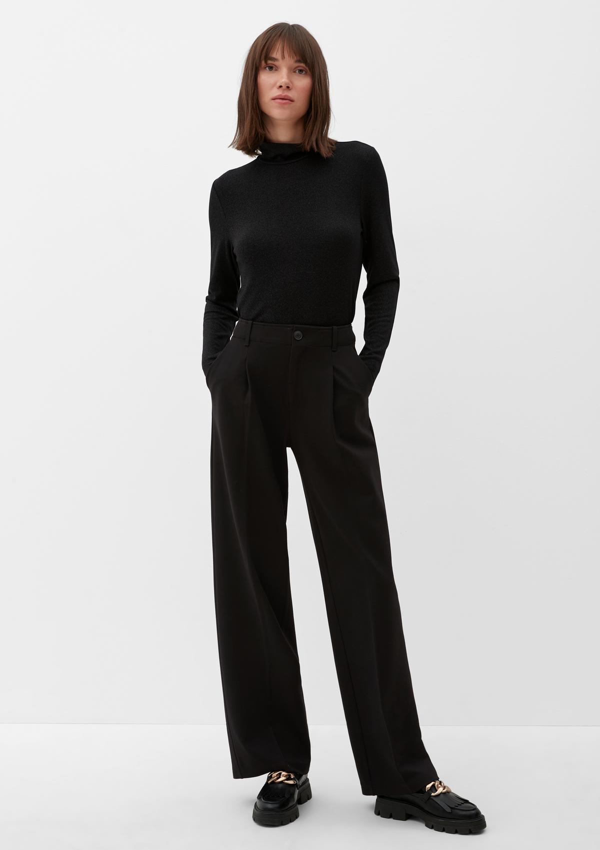 Loose fit: business trousers with waist pleats