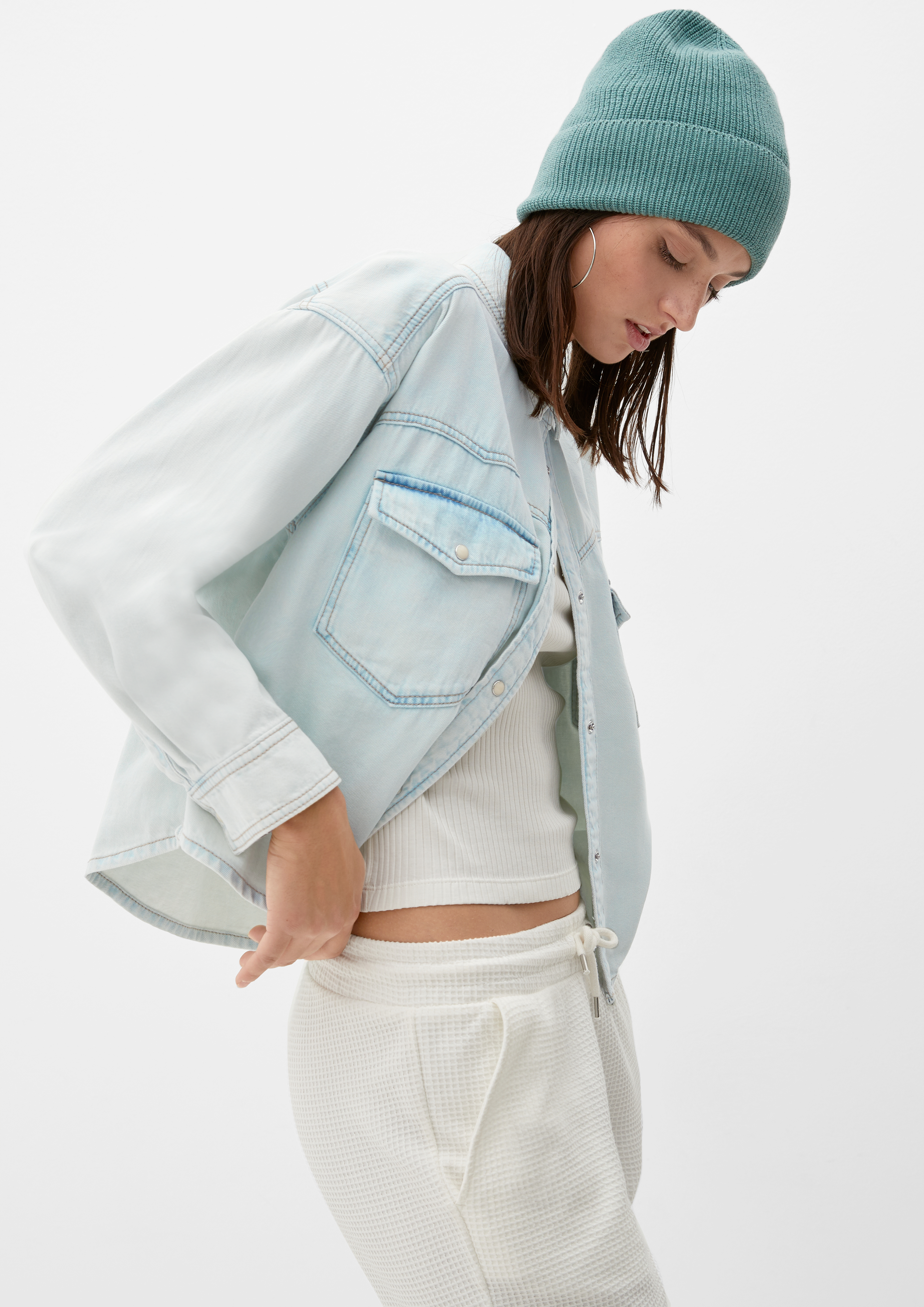 Pull&bear denim jacket in best sale light blue