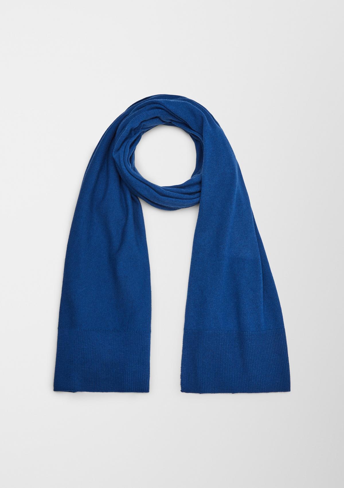 s.Oliver Scarf in a cashmere blend