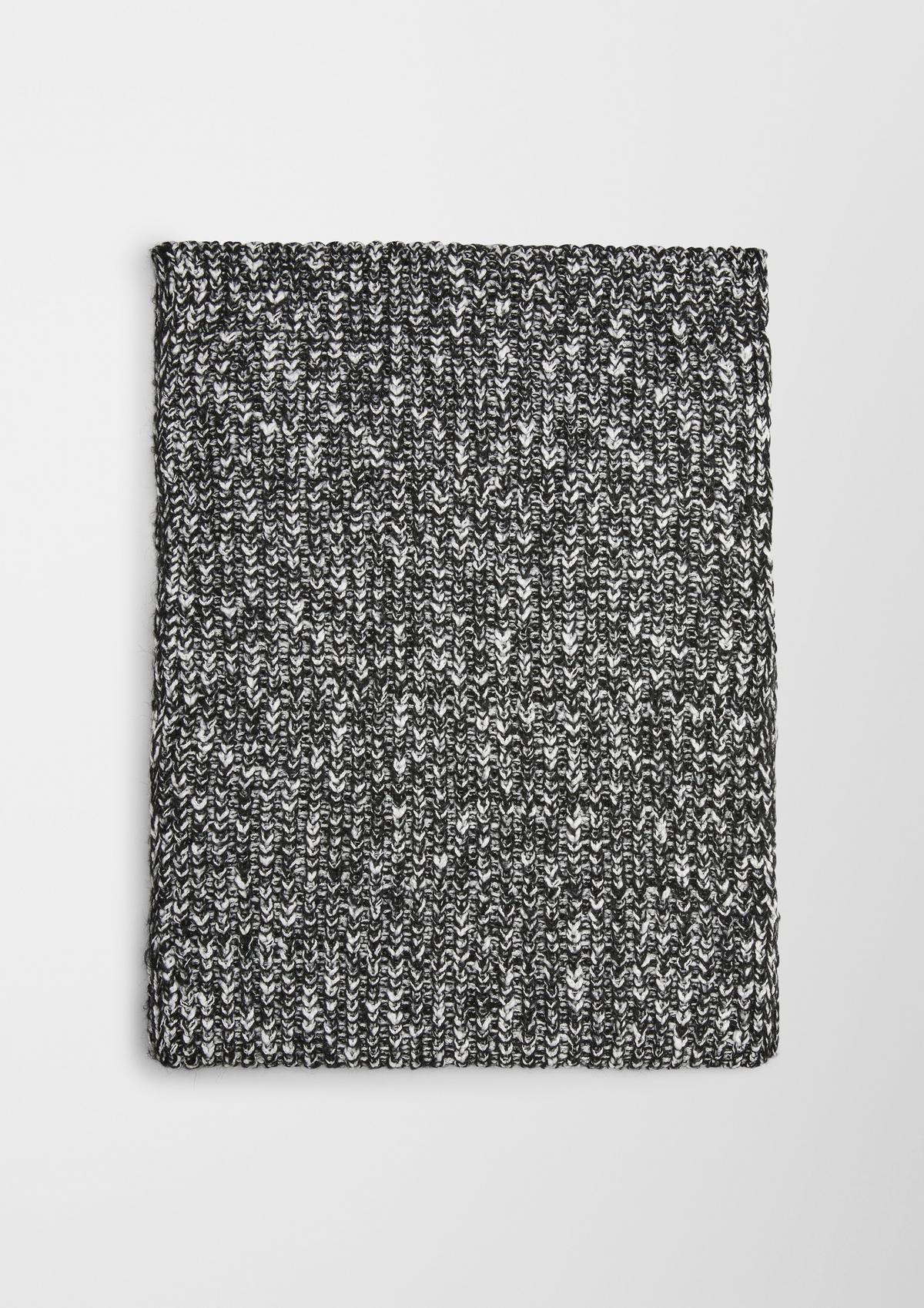 s.Oliver Knitted scarf in a cotton blend