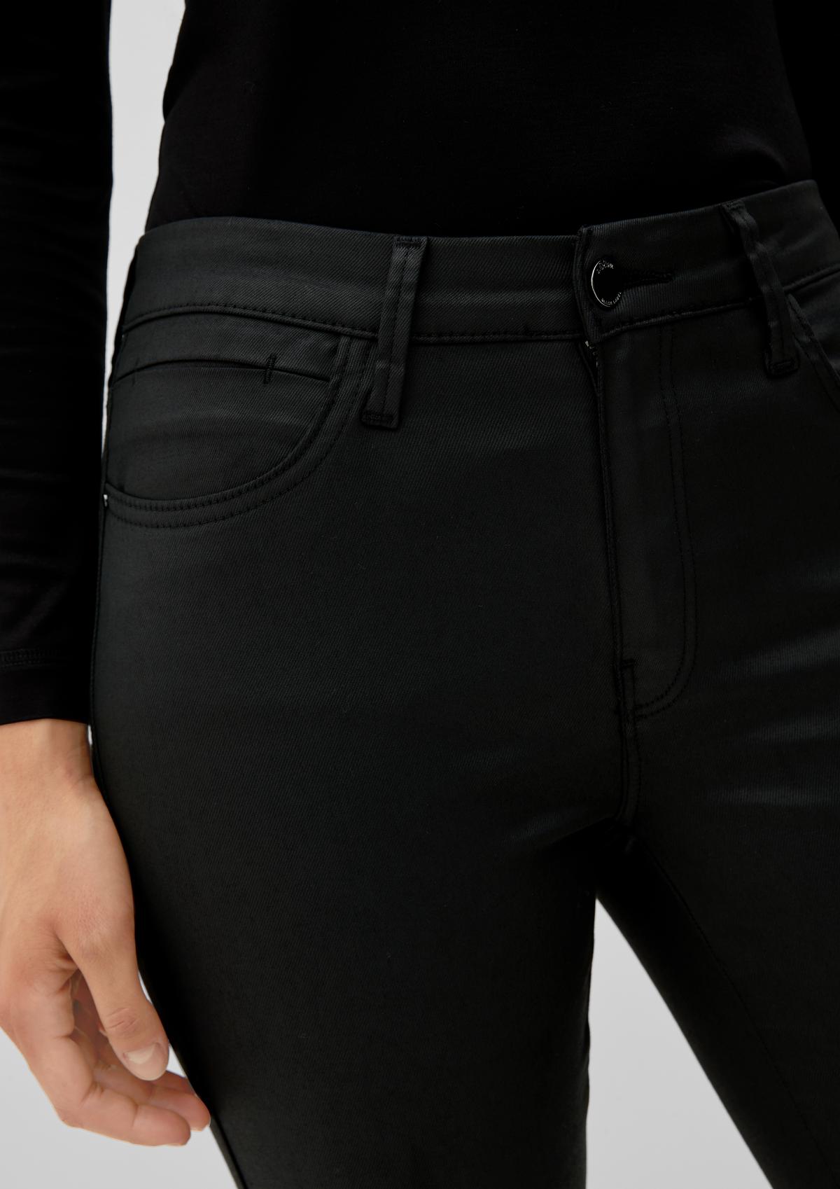 s.Oliver Slim: džíny s povrchovou úpravou
