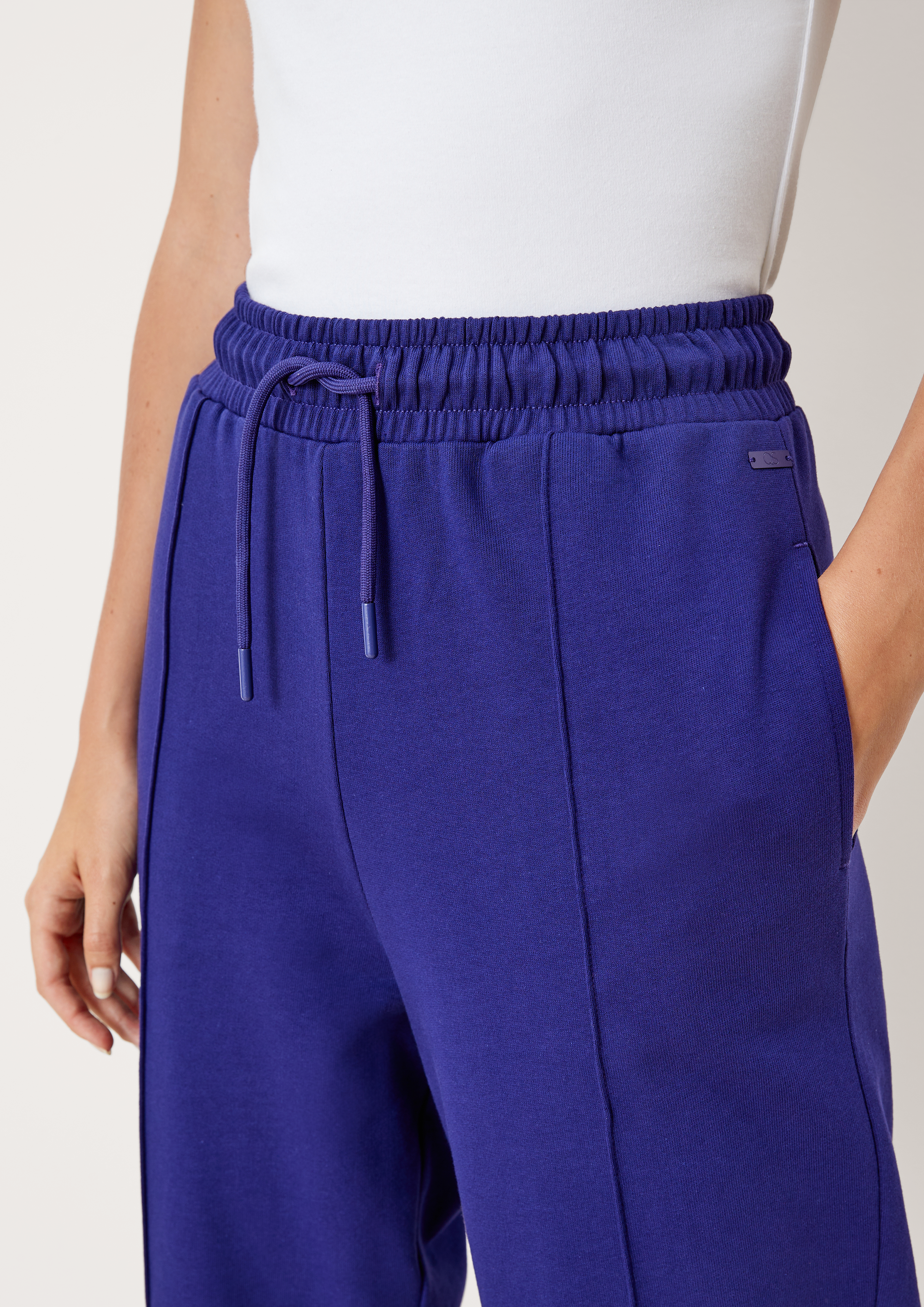 Relaxed fit: tracksuit bottoms with decorative stitching - ocean blue 