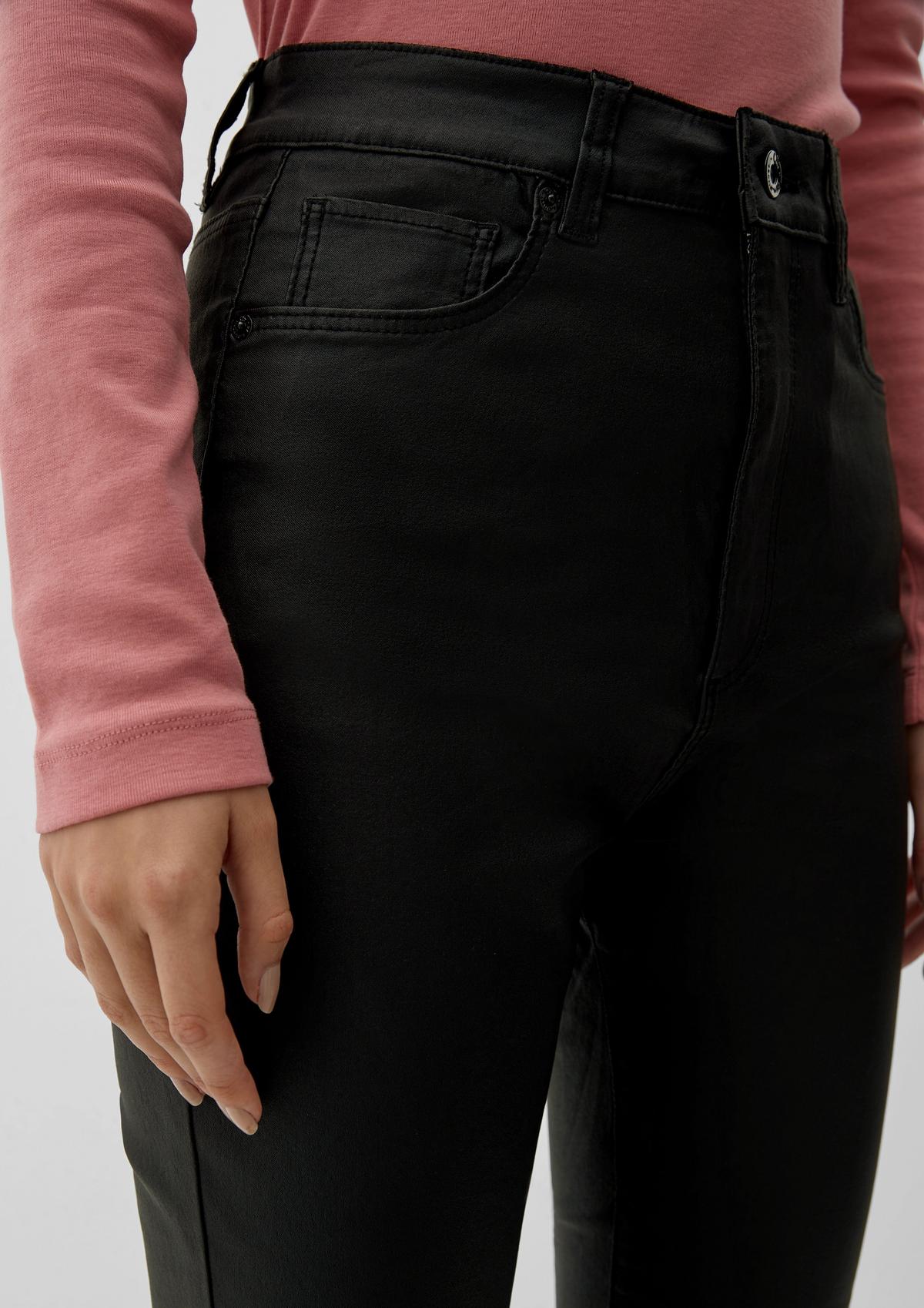 s.Oliver Sadie: nohavice s celoplošnou povrchovou úpravou