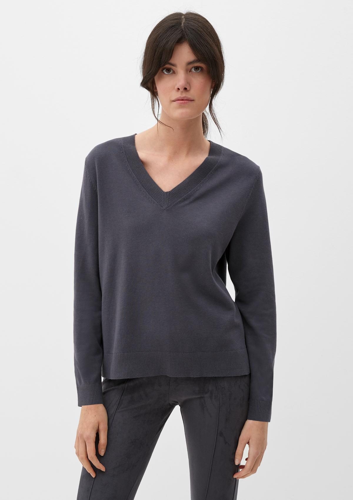 s.Oliver Knitted jumper in a viscose/cotton blend