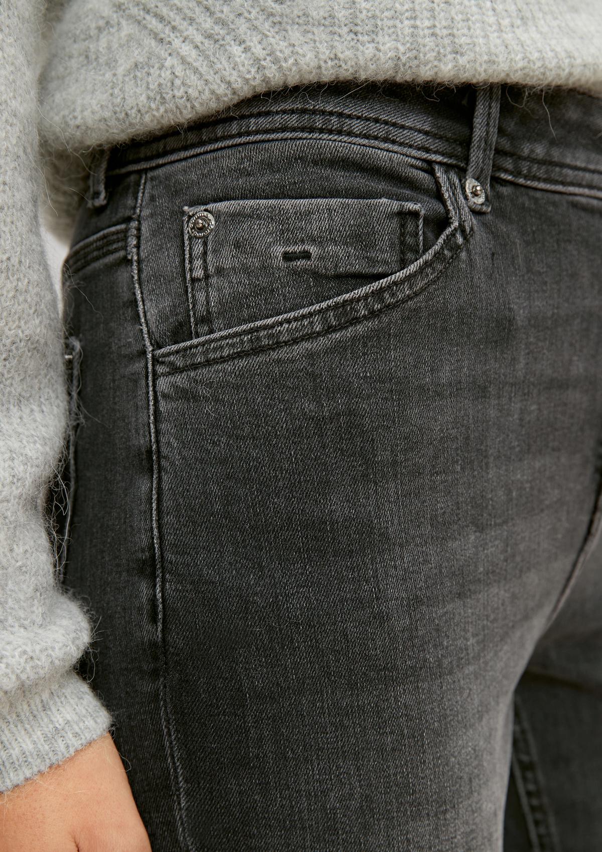 comma Regular: Jeans mit Paillettendetail