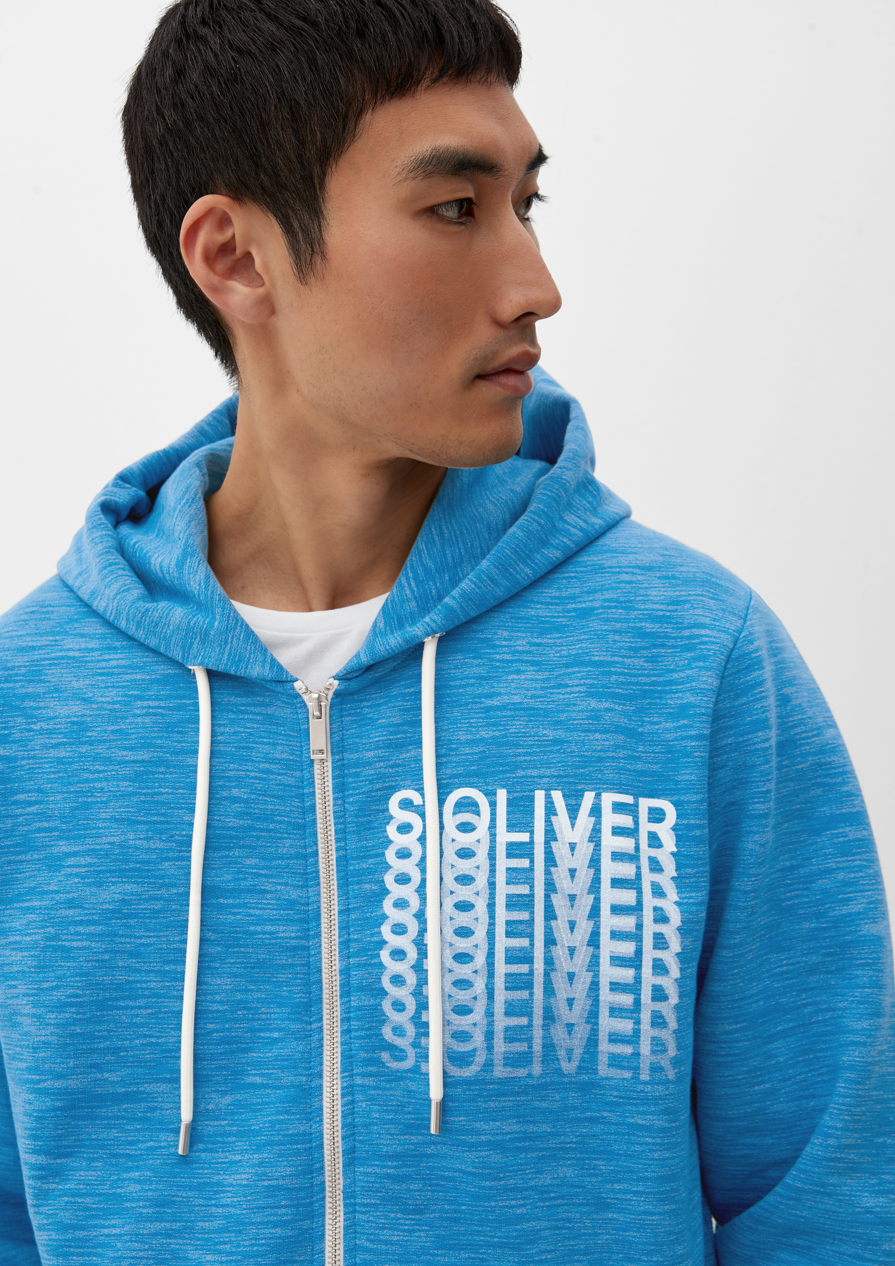 Hooded sweatshirt jacket in 