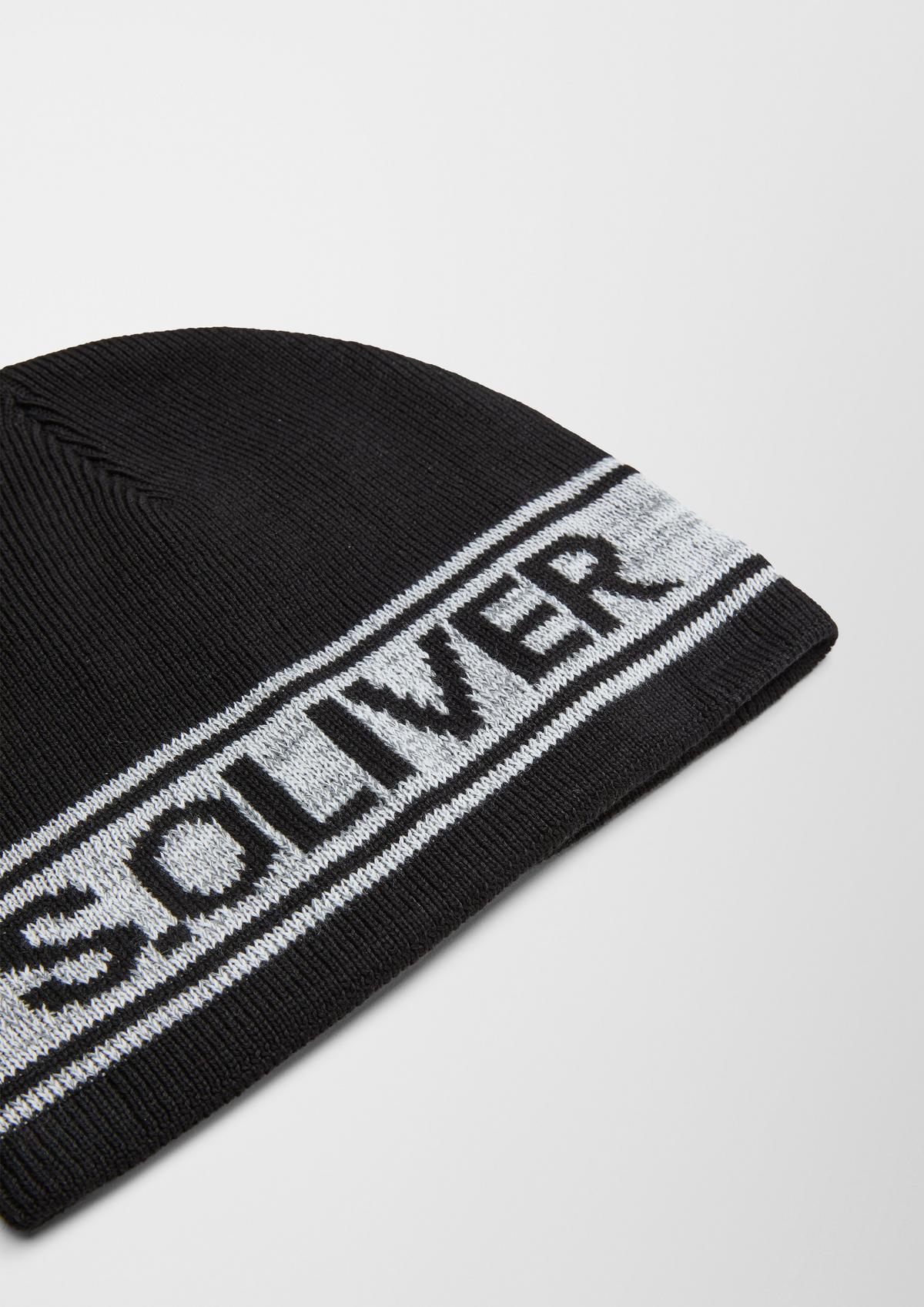 s.Oliver Knitted hat in a logo jacquard design