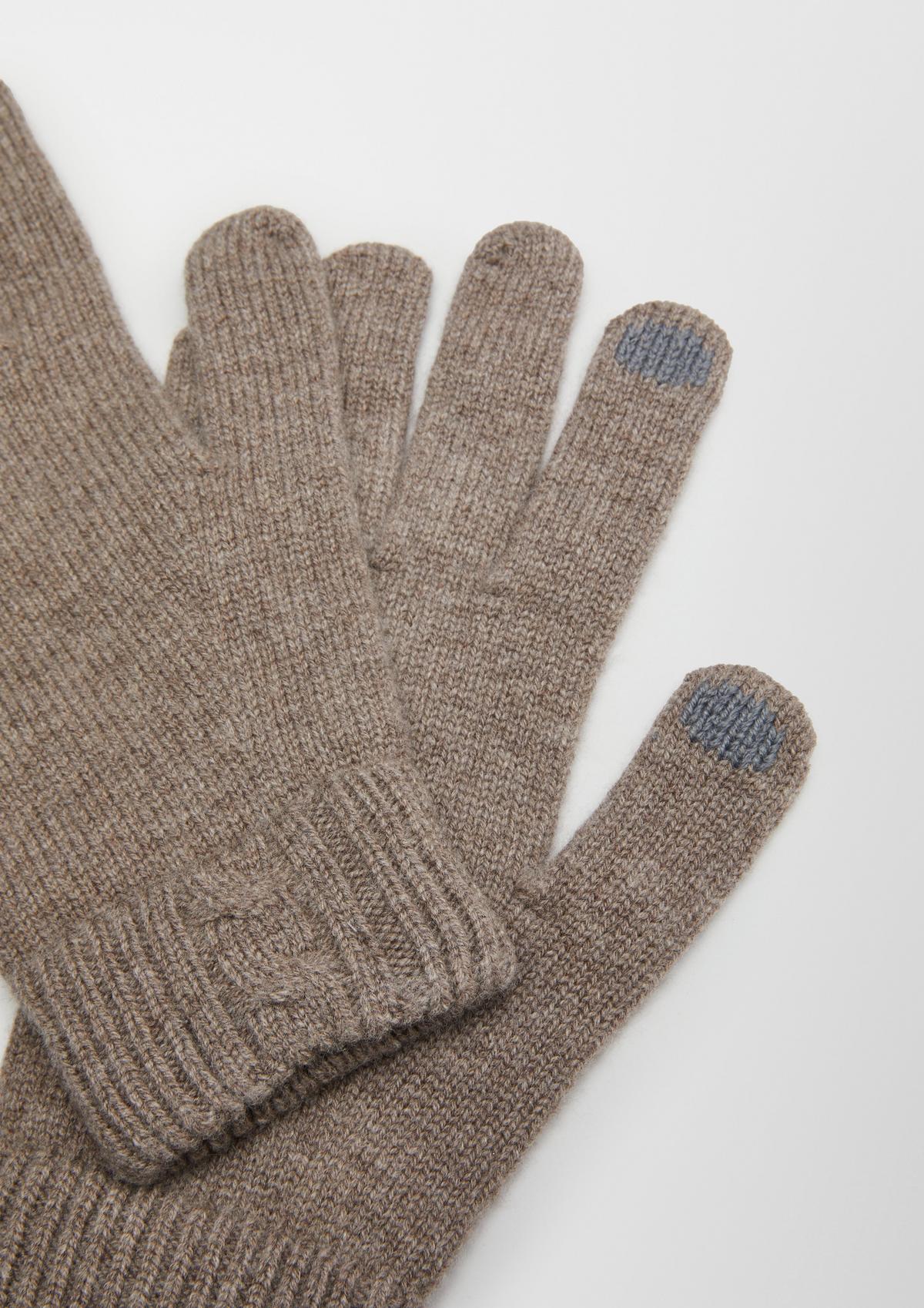 s.Oliver Knitted gloves with a touchscreen function
