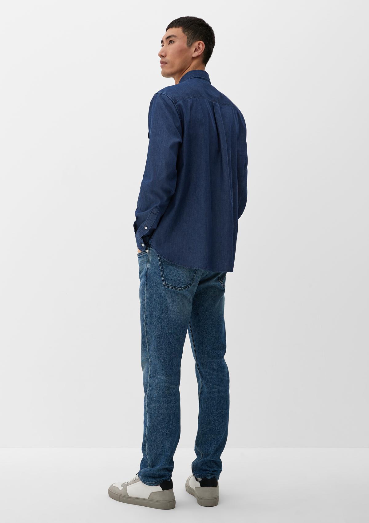 s.Oliver Regular : chemise en jean dotée d’un col à pointes boutonnées