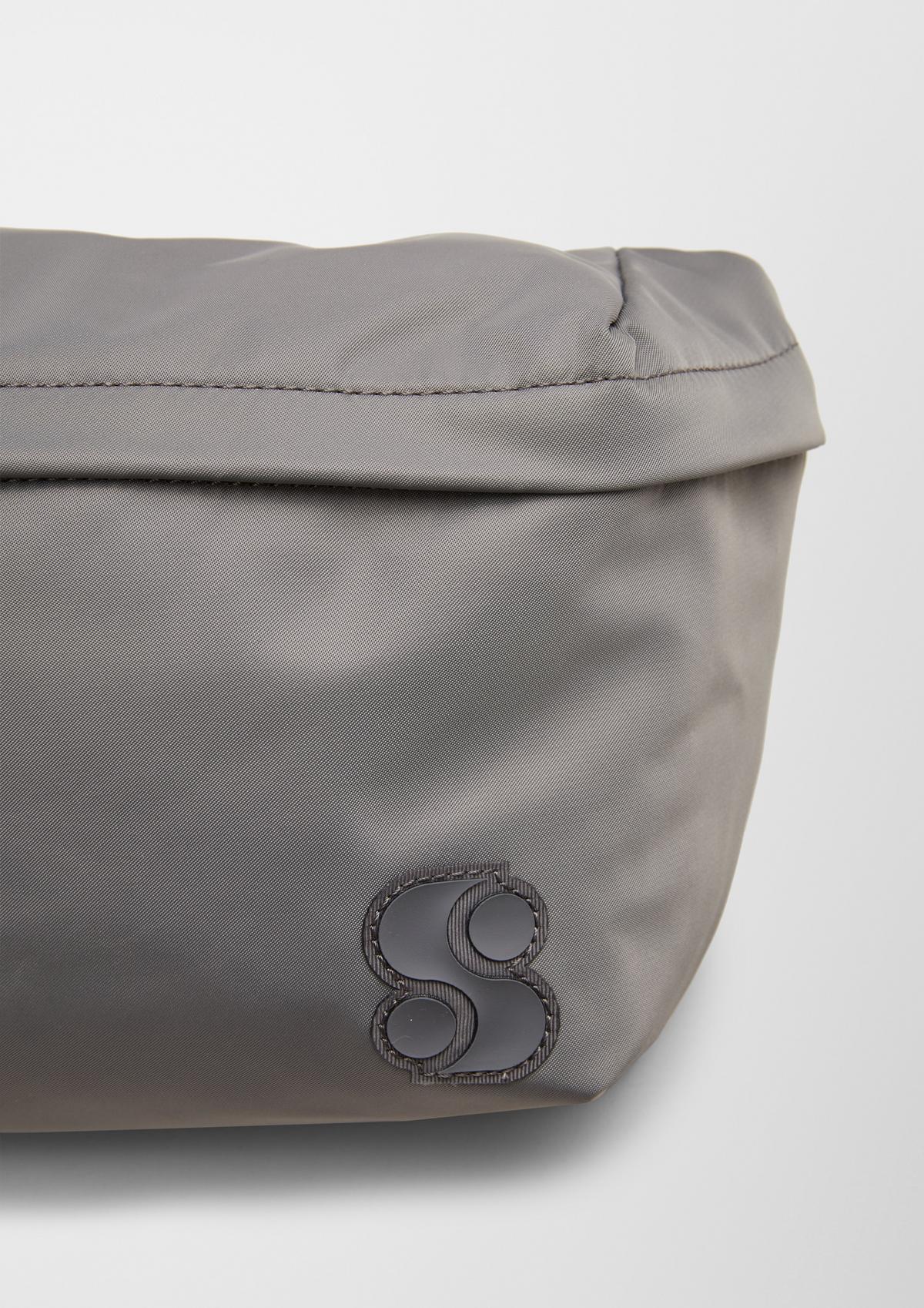 s.Oliver Belt bag with a logo detail