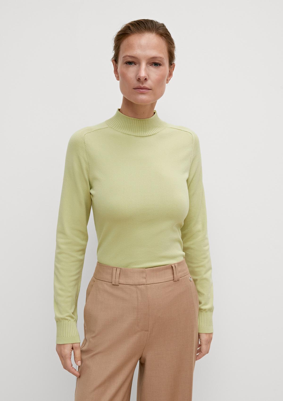 comma Knitted jumper with a stand-up collar