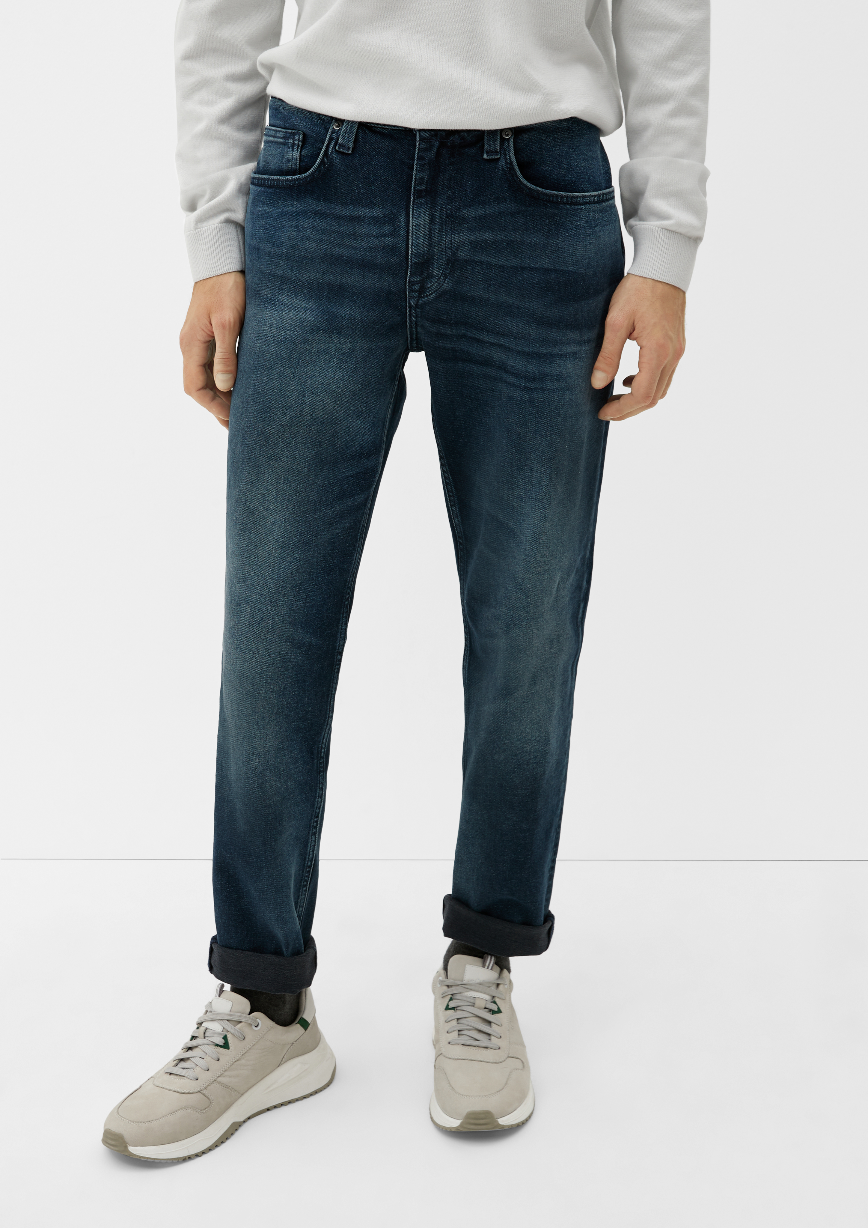 Jeans / High Regular / Fit - tiefblau Leg Rise / Straight