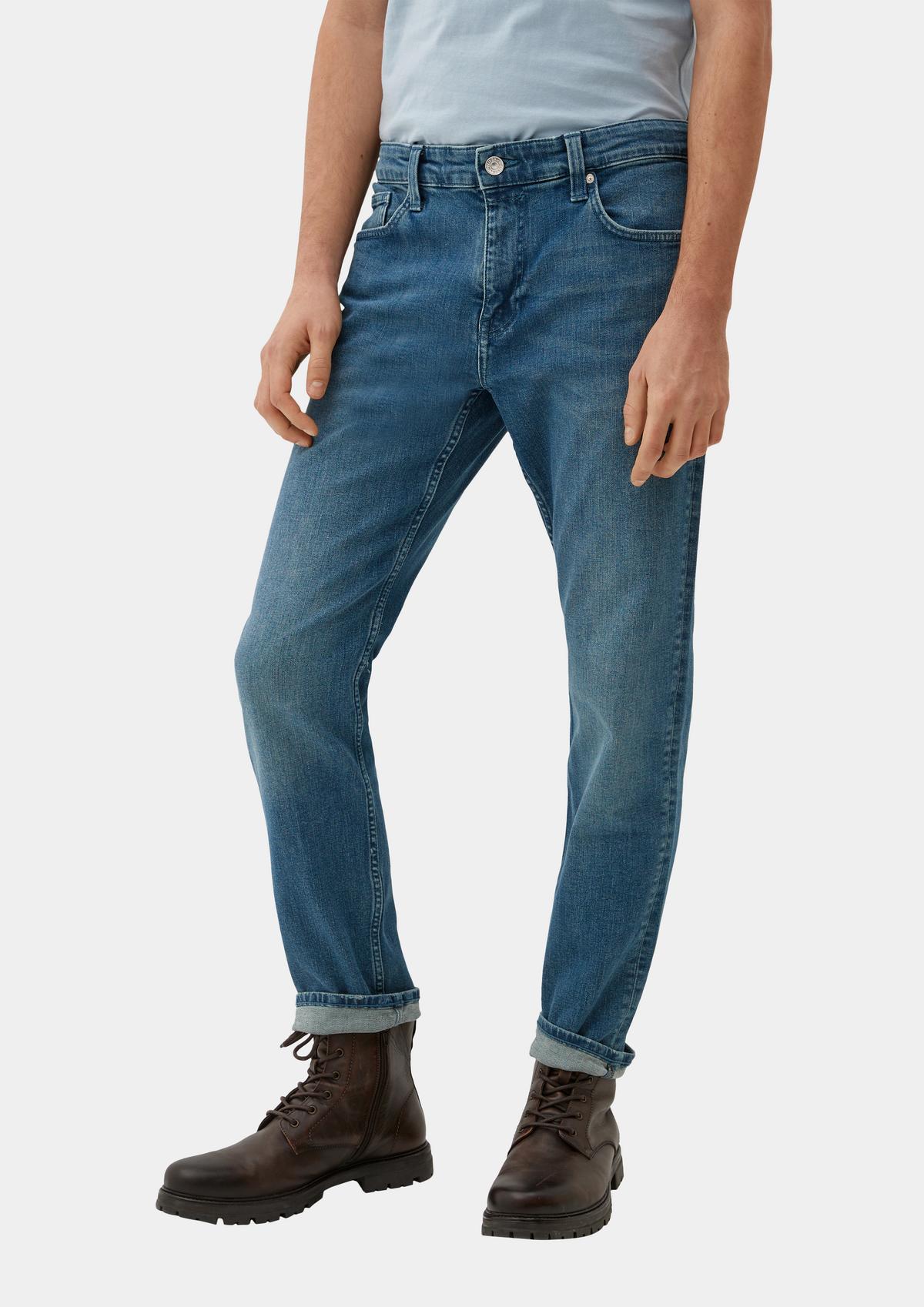 s.Oliver Jeans / Regular Fit / High Rise / Slim Leg