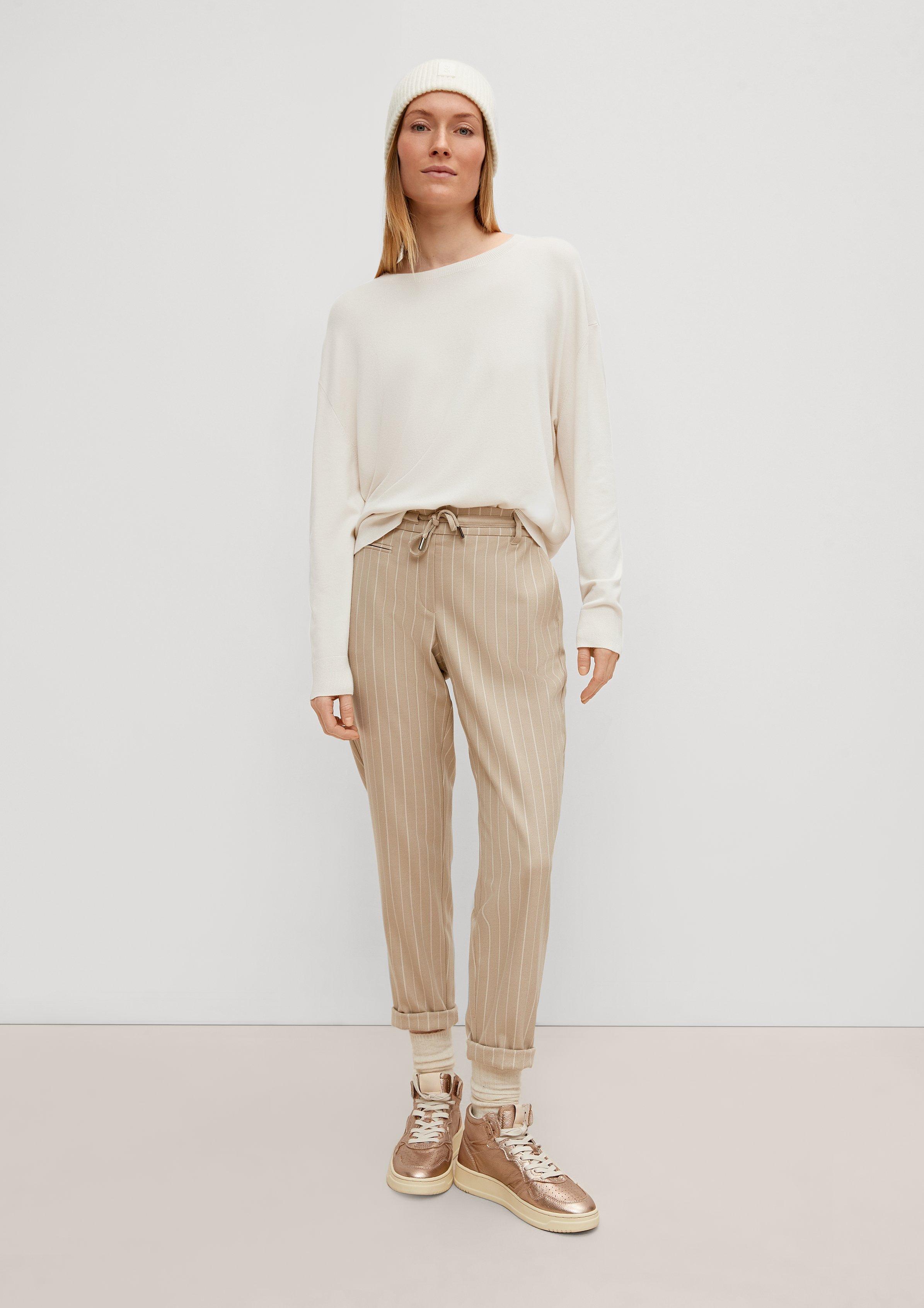 Knitted pullover in 8009