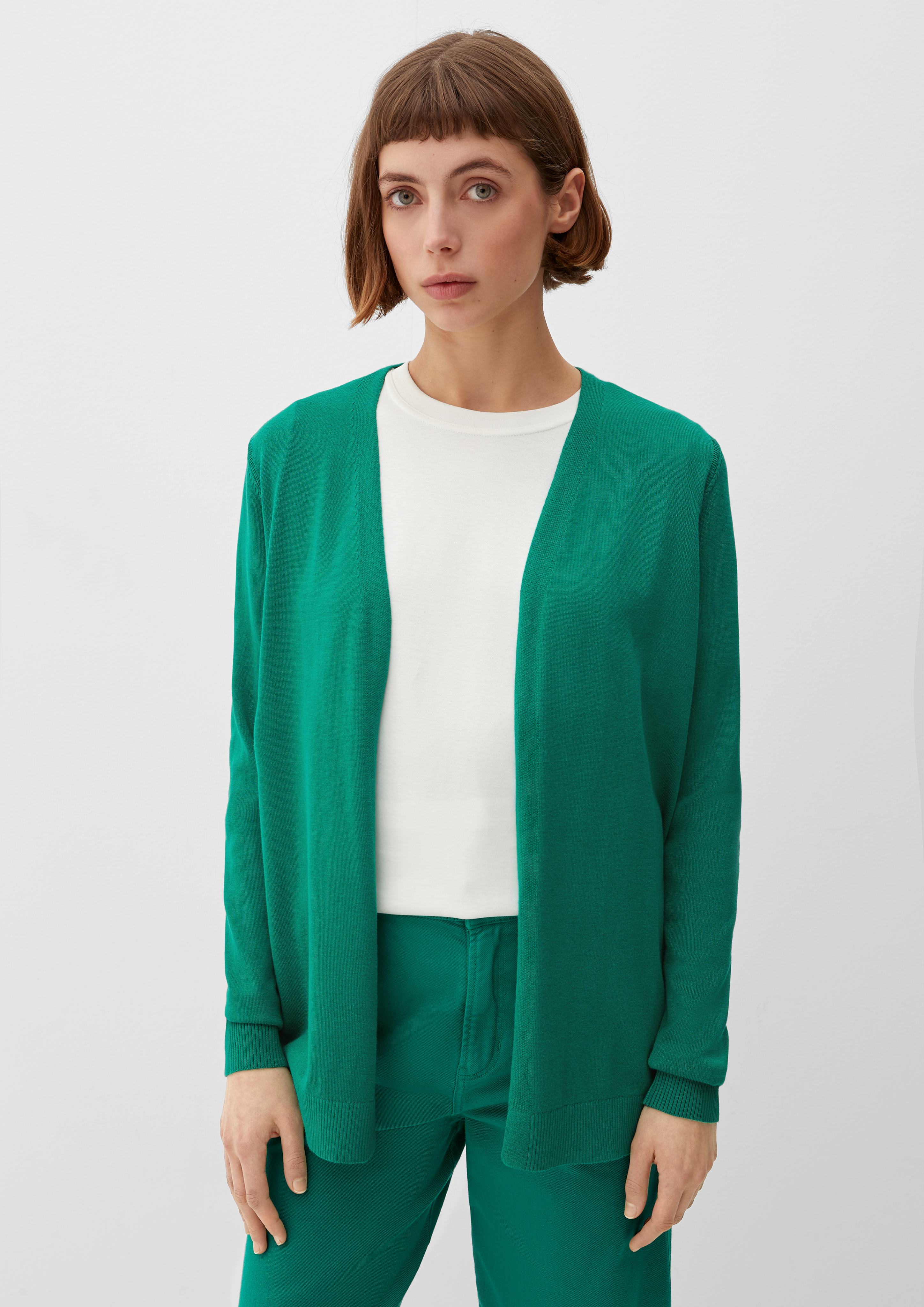 Cardigan in 7646, 83W0, 7928, 5959, 9400, 9999 & 7423