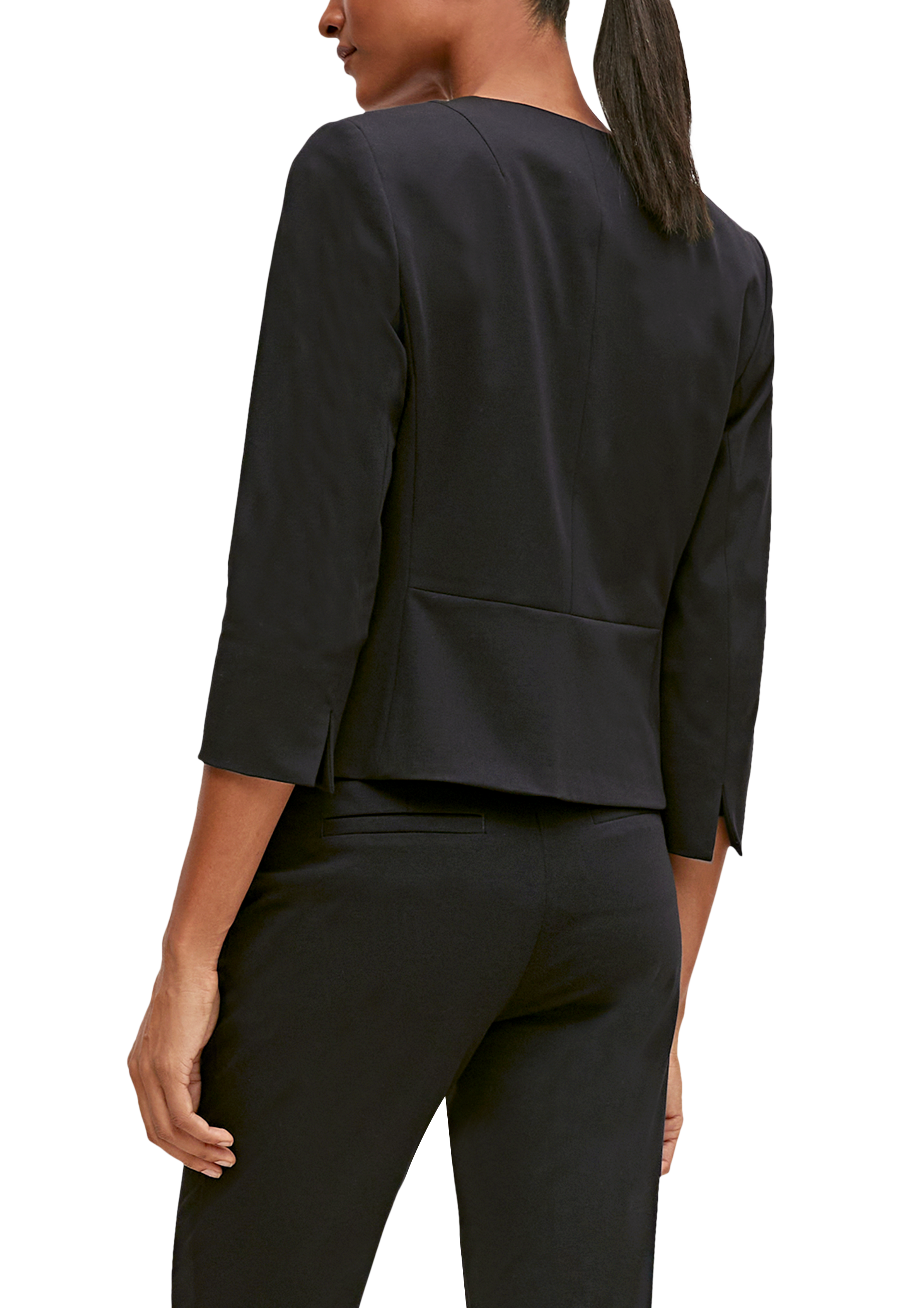 Thumbnail - Blazer
