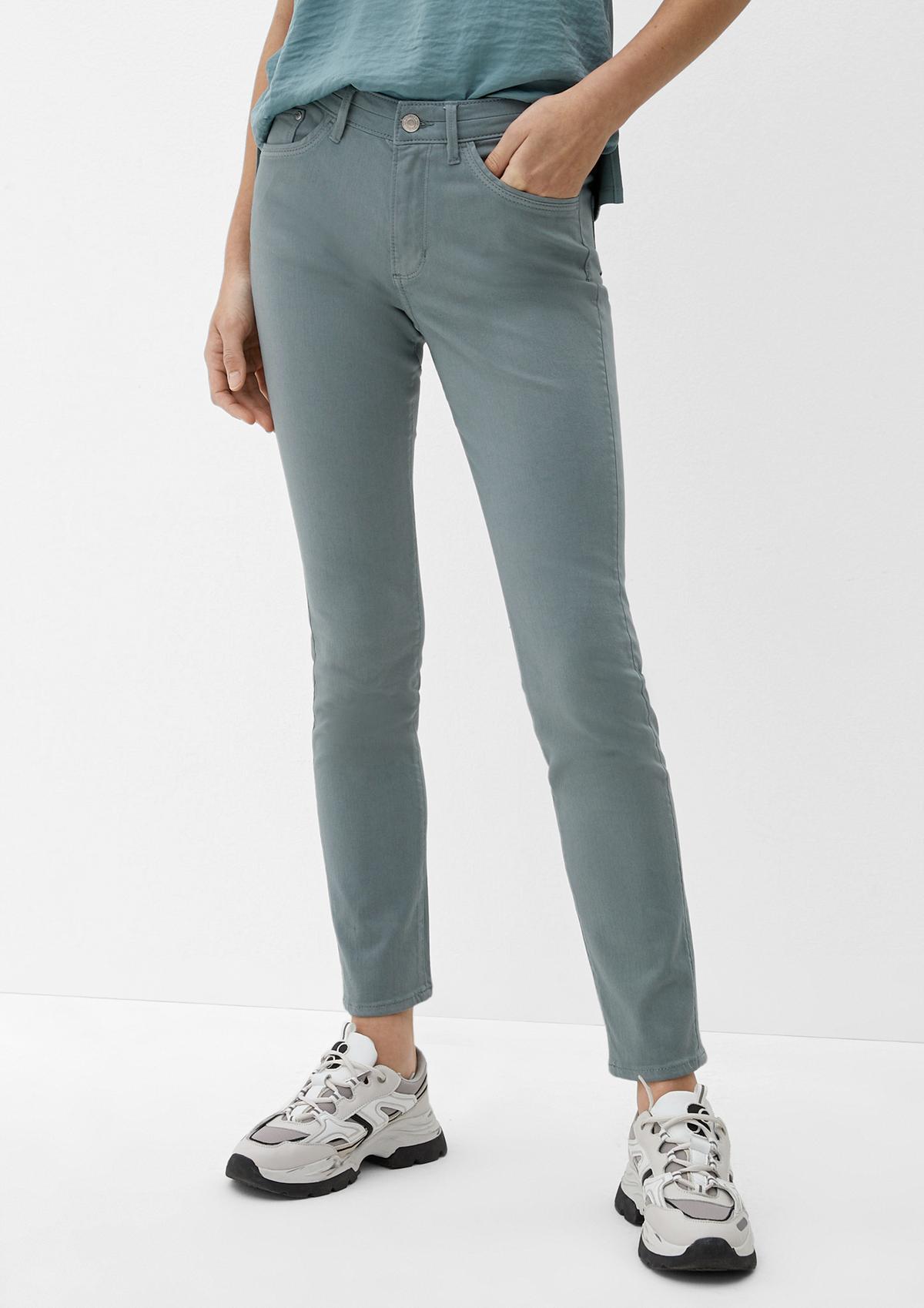 s.Oliver Slim: džíny s úzkými nohavicemi