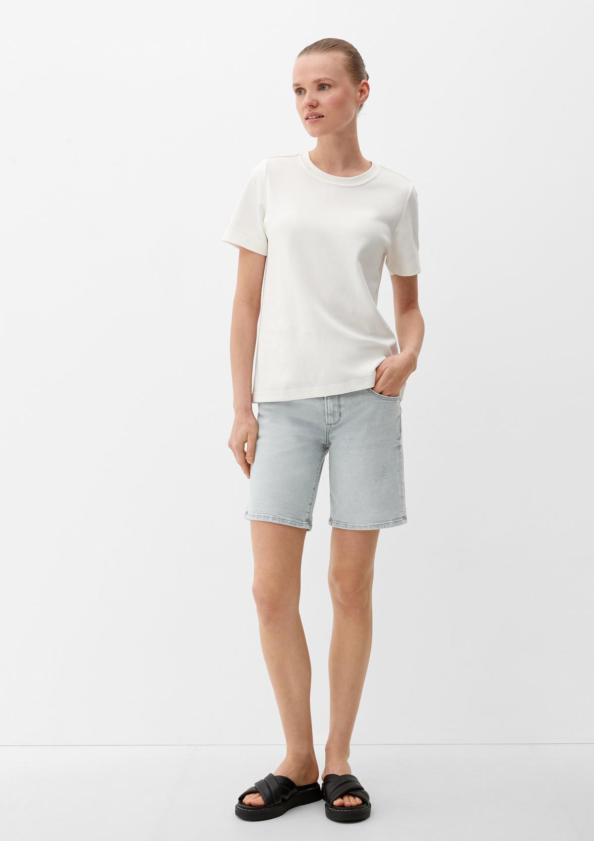 s.Oliver Slim fit: denim shorts with a garment wash