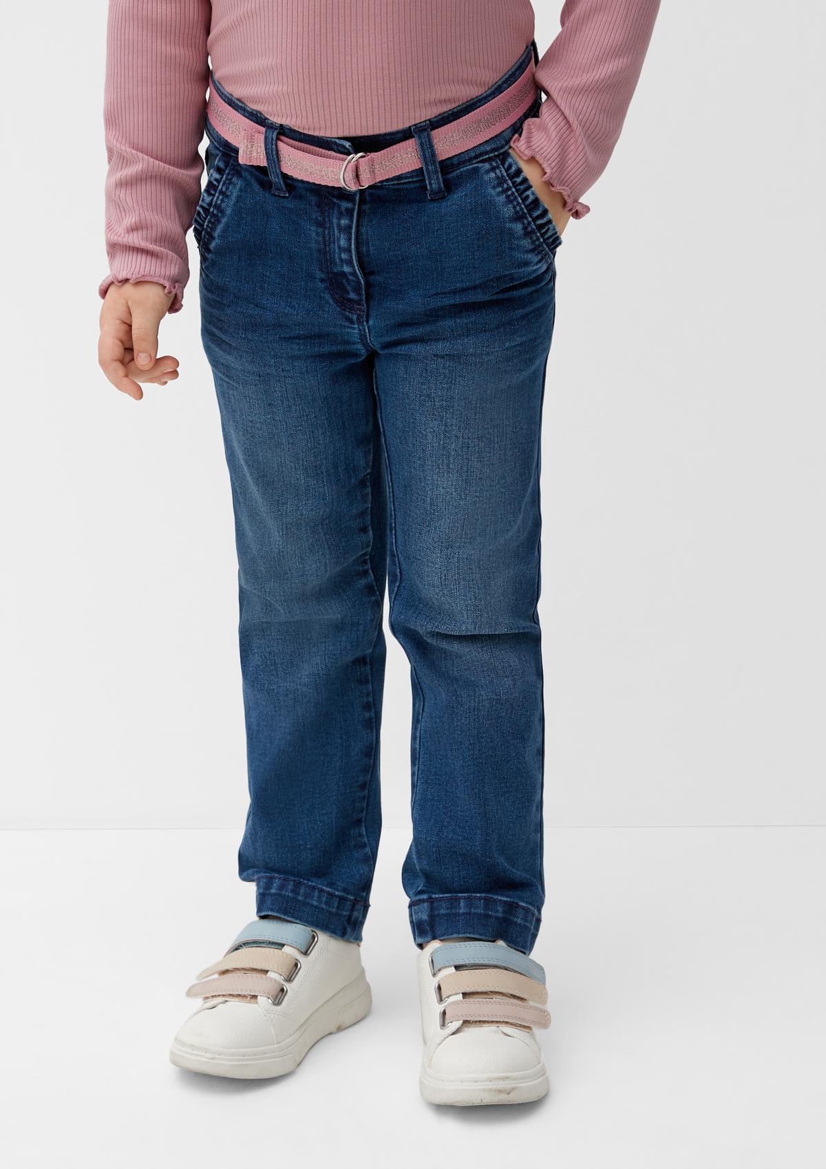 Regular: jeans met glinsterende riem
