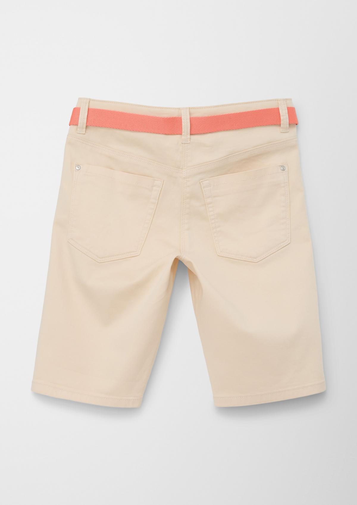 s.Oliver Suri: slim fit Bermuda shorts with cloth belt