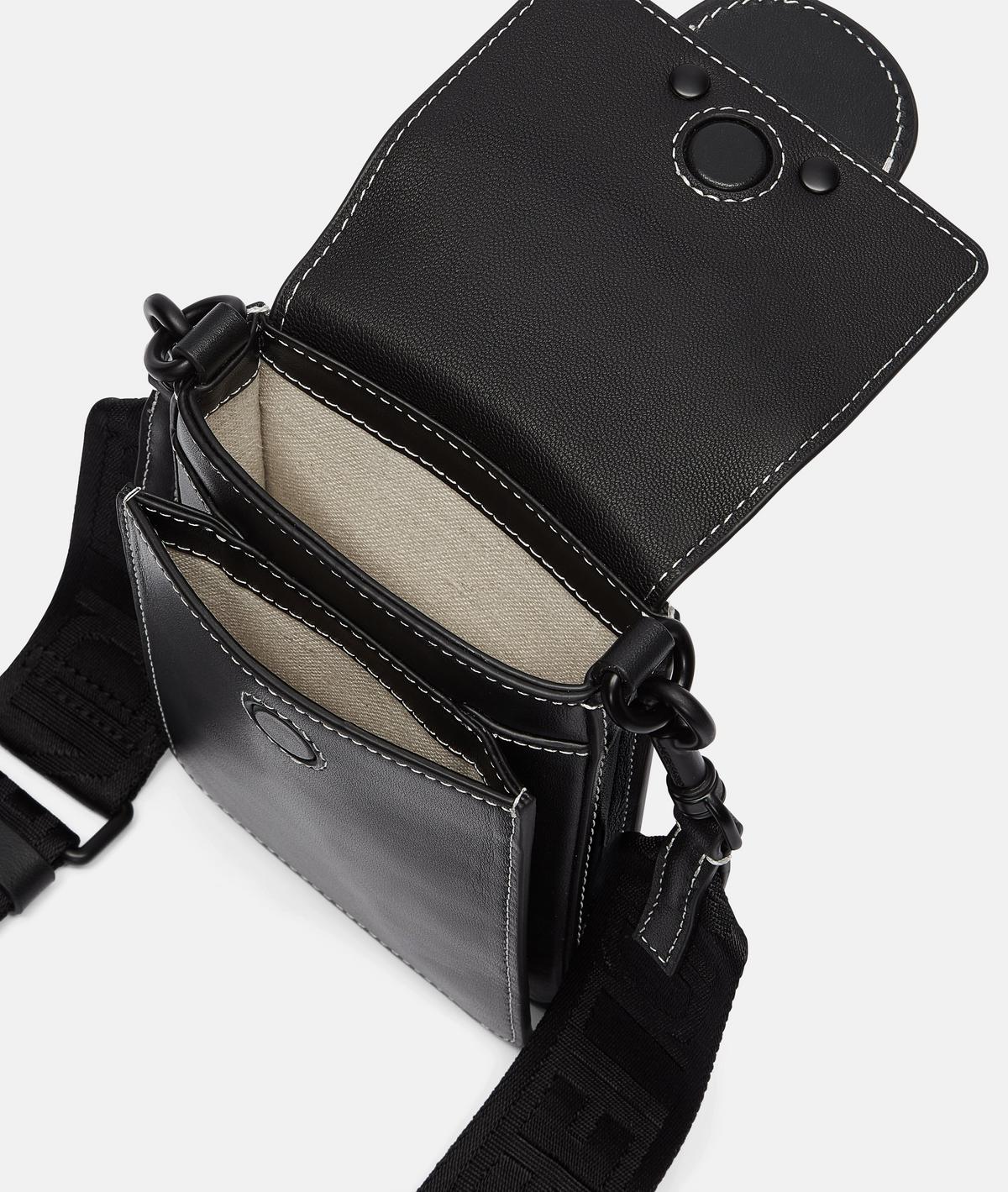 LIEBESKIND BERLIN Pam Mobile Pouch