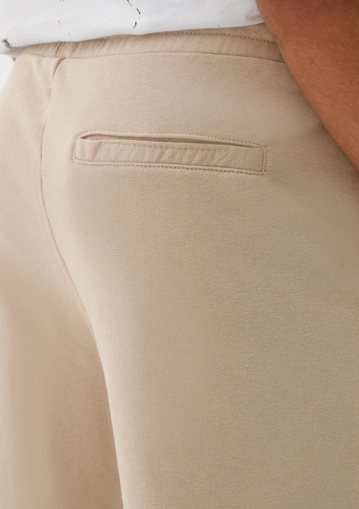 s.Oliver Regular: Kratke sportske hlače s vezicom