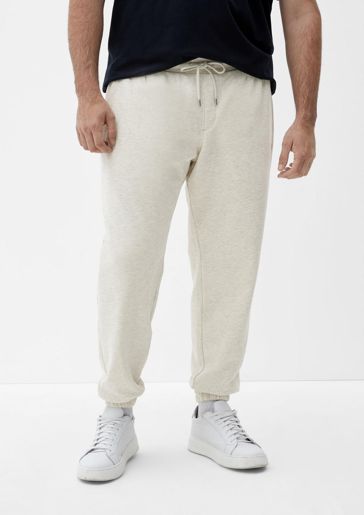 s.Oliver Relaxed: joggingové kalhoty ze směsi s bavlnou
