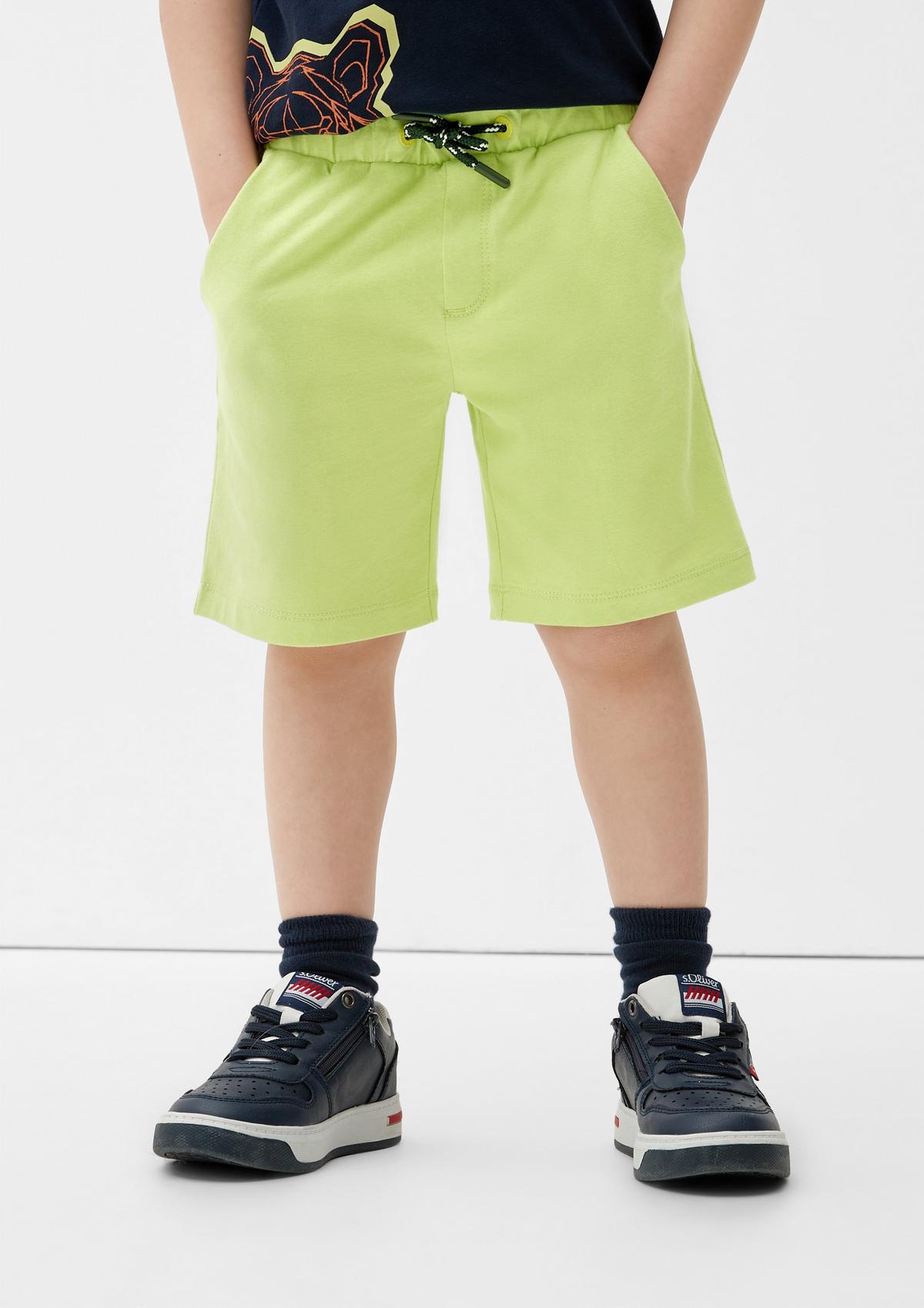 Find Bermuda shorts for boys teens online and