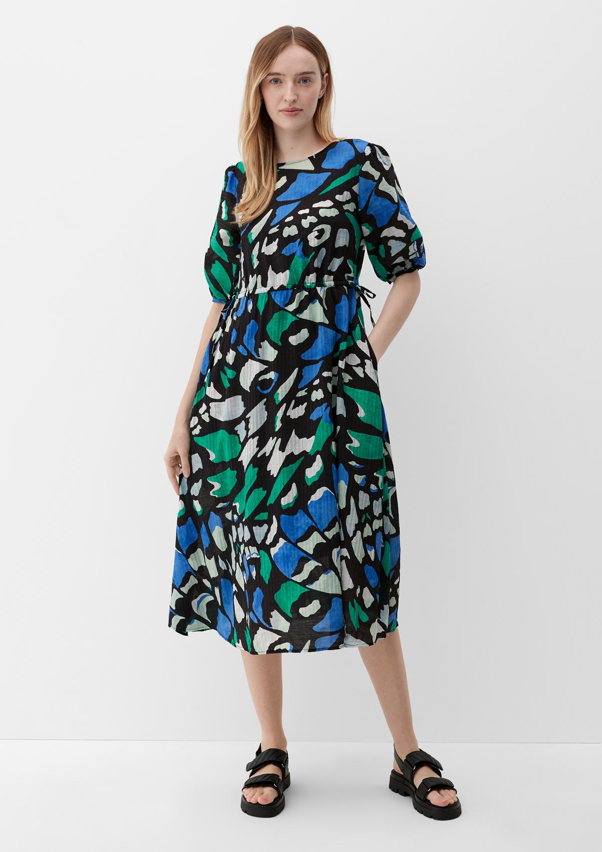 Viscose dress with an all-over pattern - black | s.Oliver