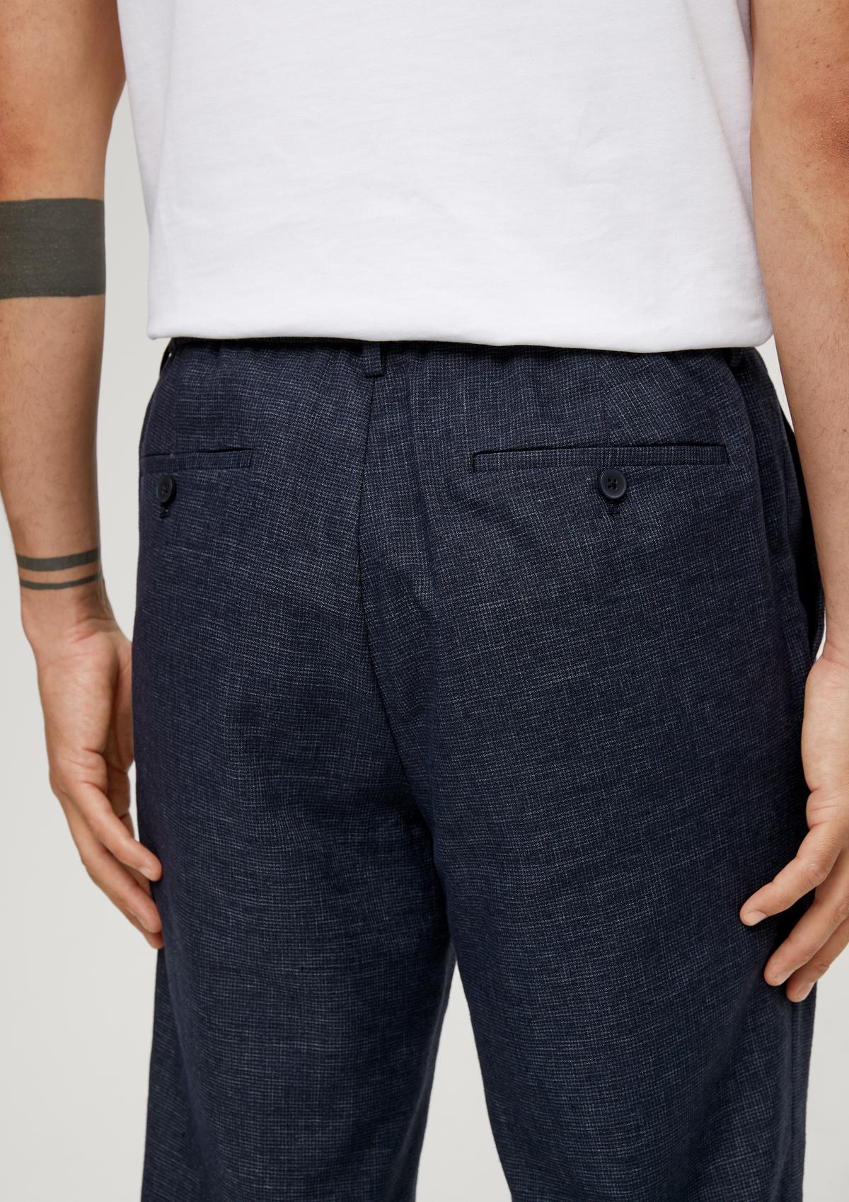 s.Oliver Slim: hlače z drobnim karirastim vzorcem