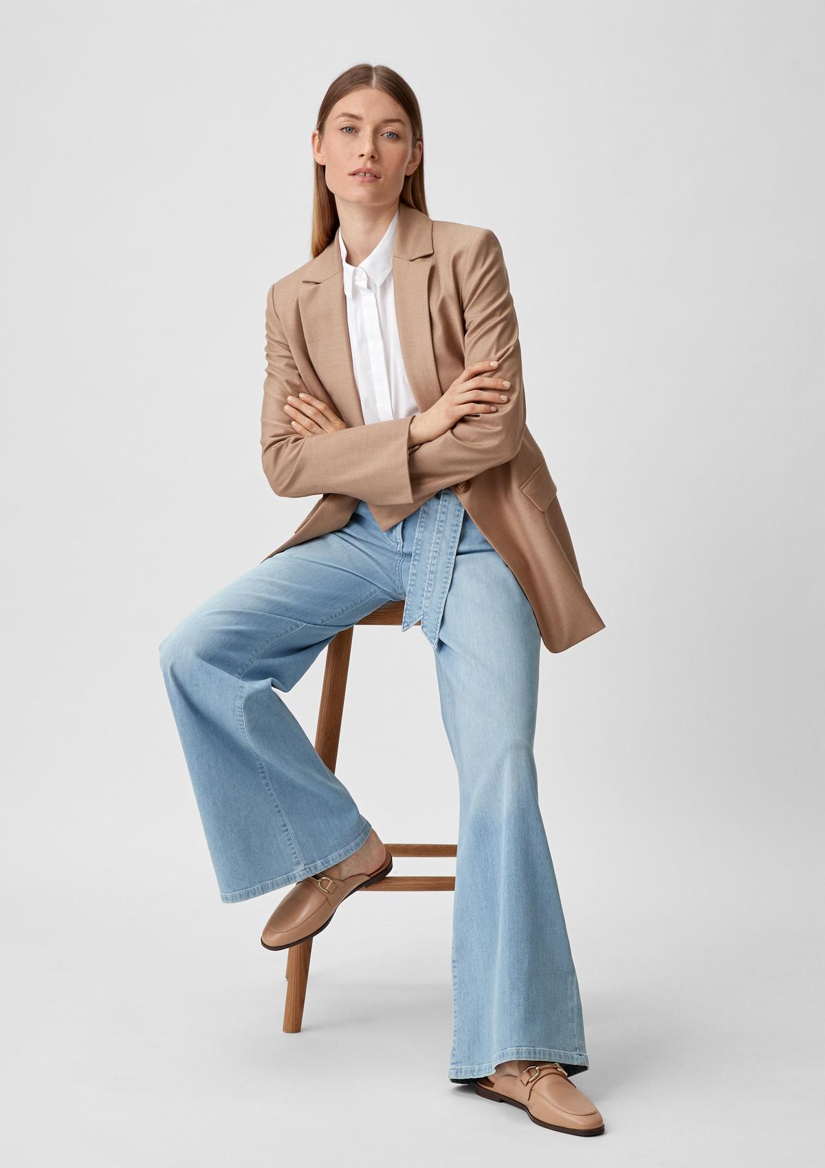Relaxed: Jeans im Destroyed Look Comma hellblau | 