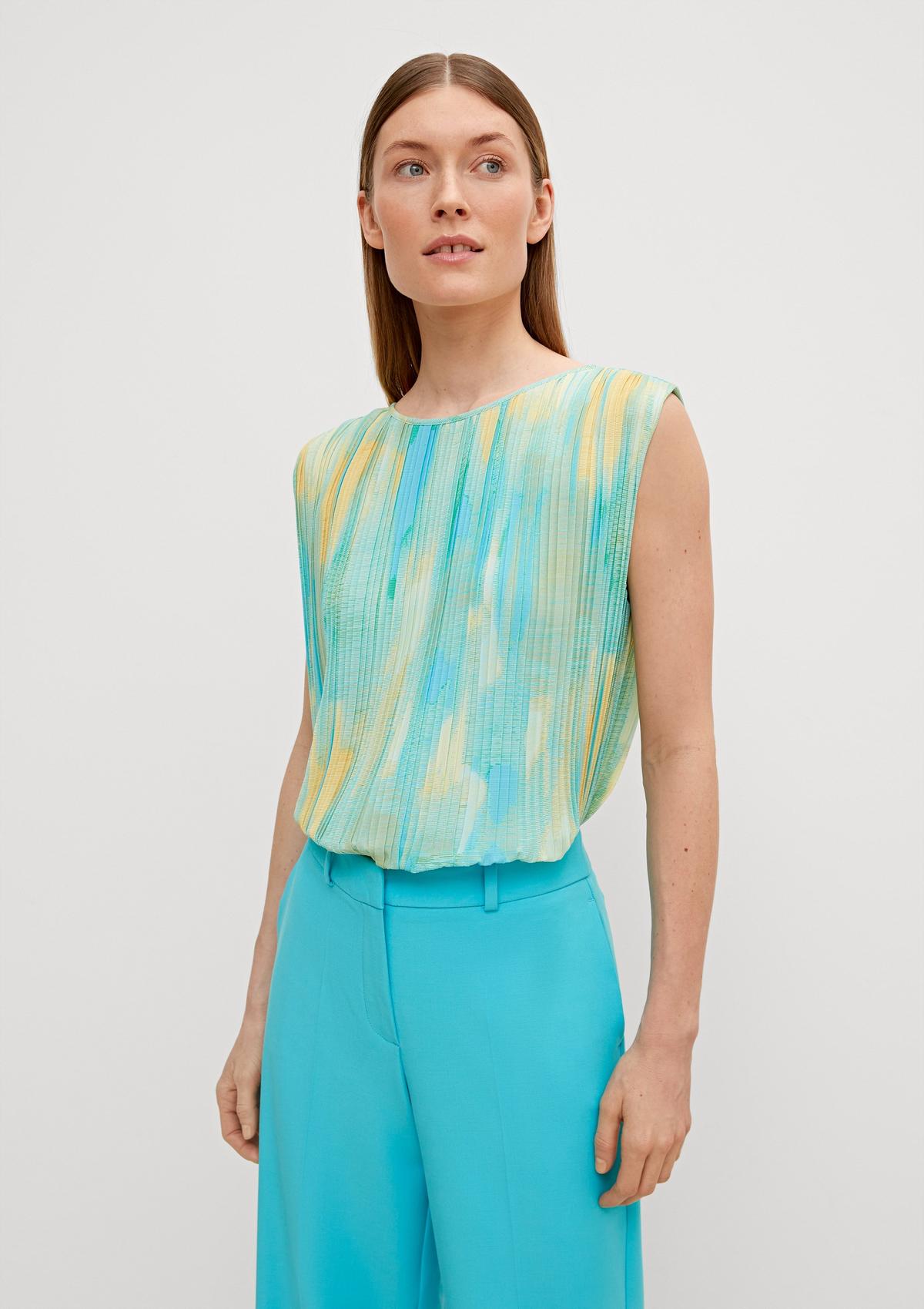 comma Blouse with pleats