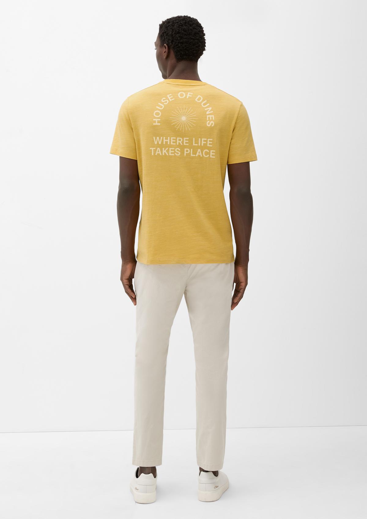 T-Shirt mit Backprint - zitrone | V-Shirts