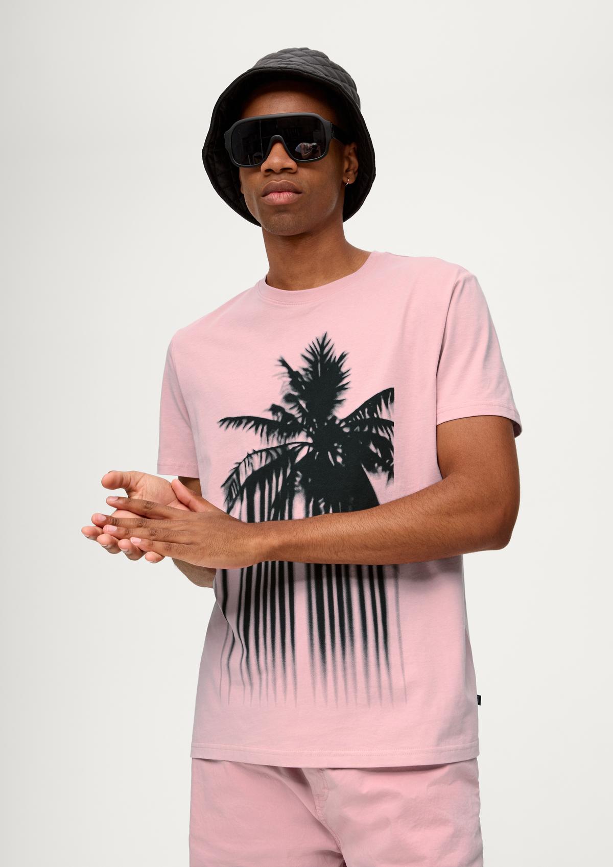 Cotton T-shirt with a graphic print - soft rose | T-Shirts