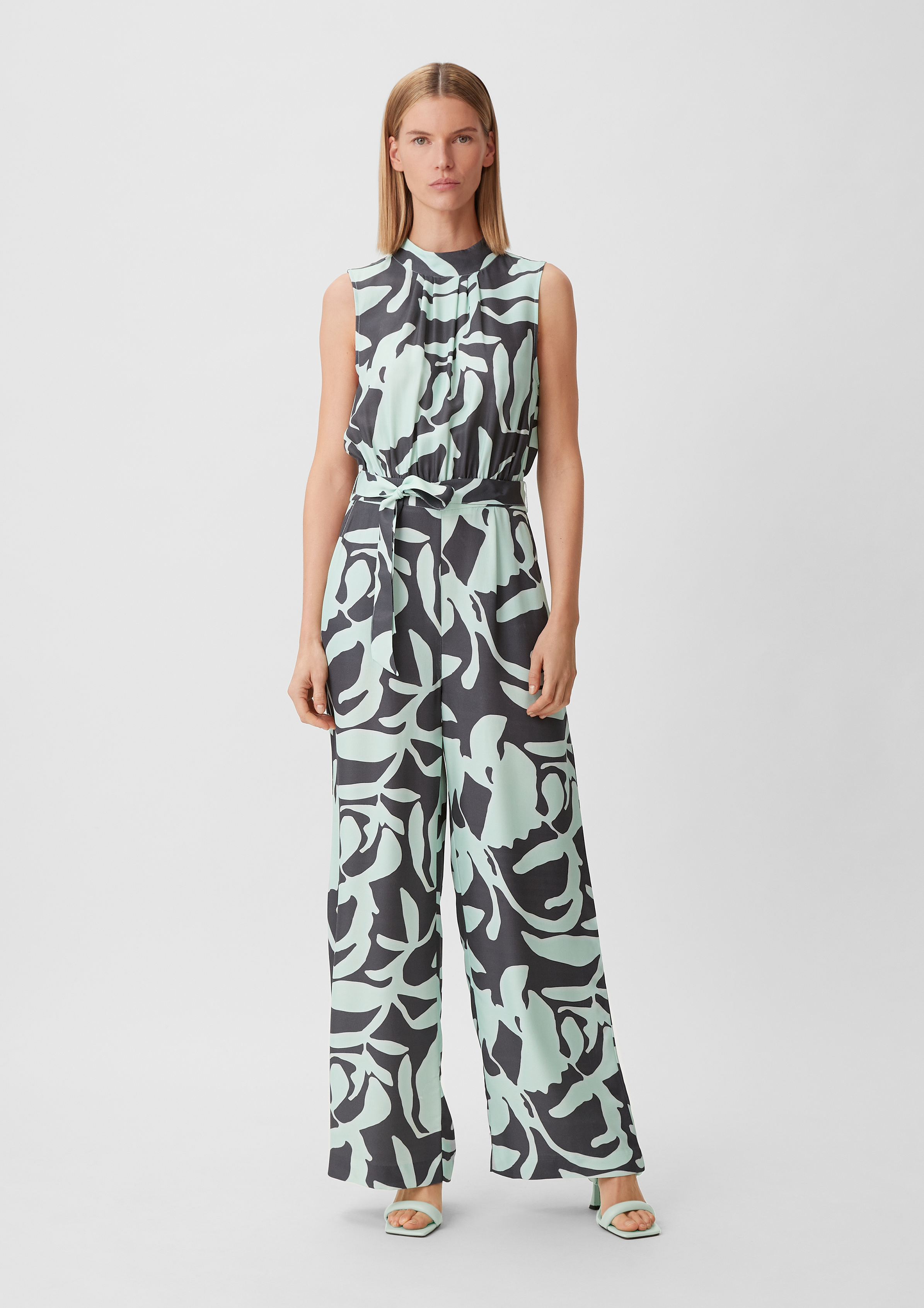 Jumpsuit with an all-over print - Blue | SCAYLE