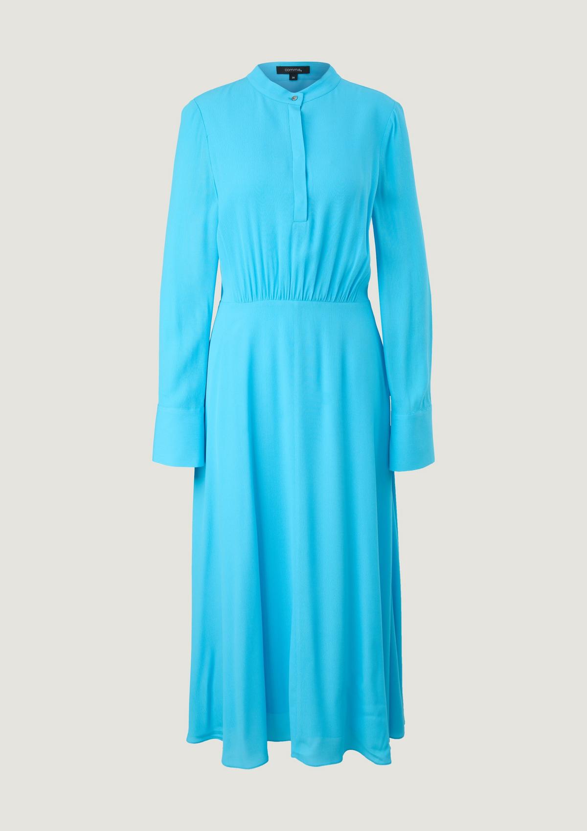 Maxi dress with a stand-up collar - turquoise | Comma