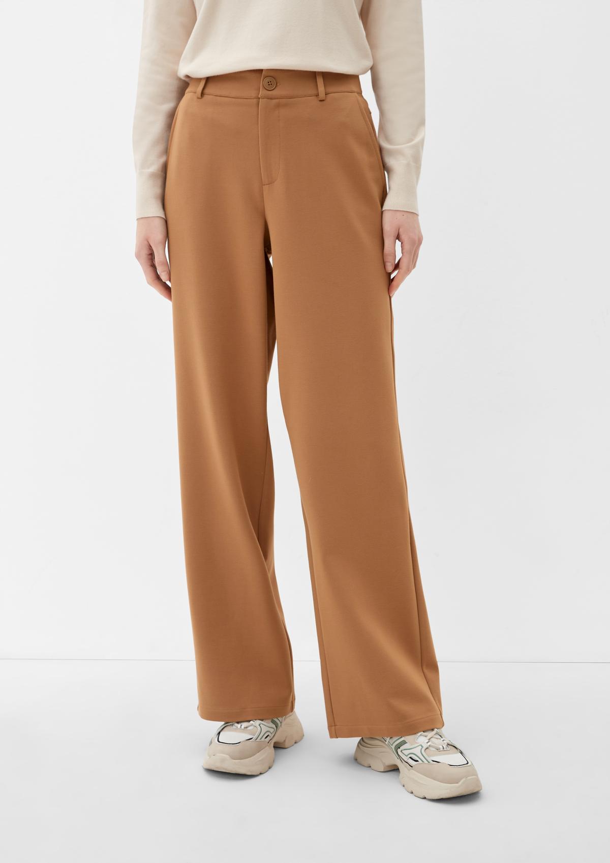 Loose fit: twill trousers with a wide leg - sandstone