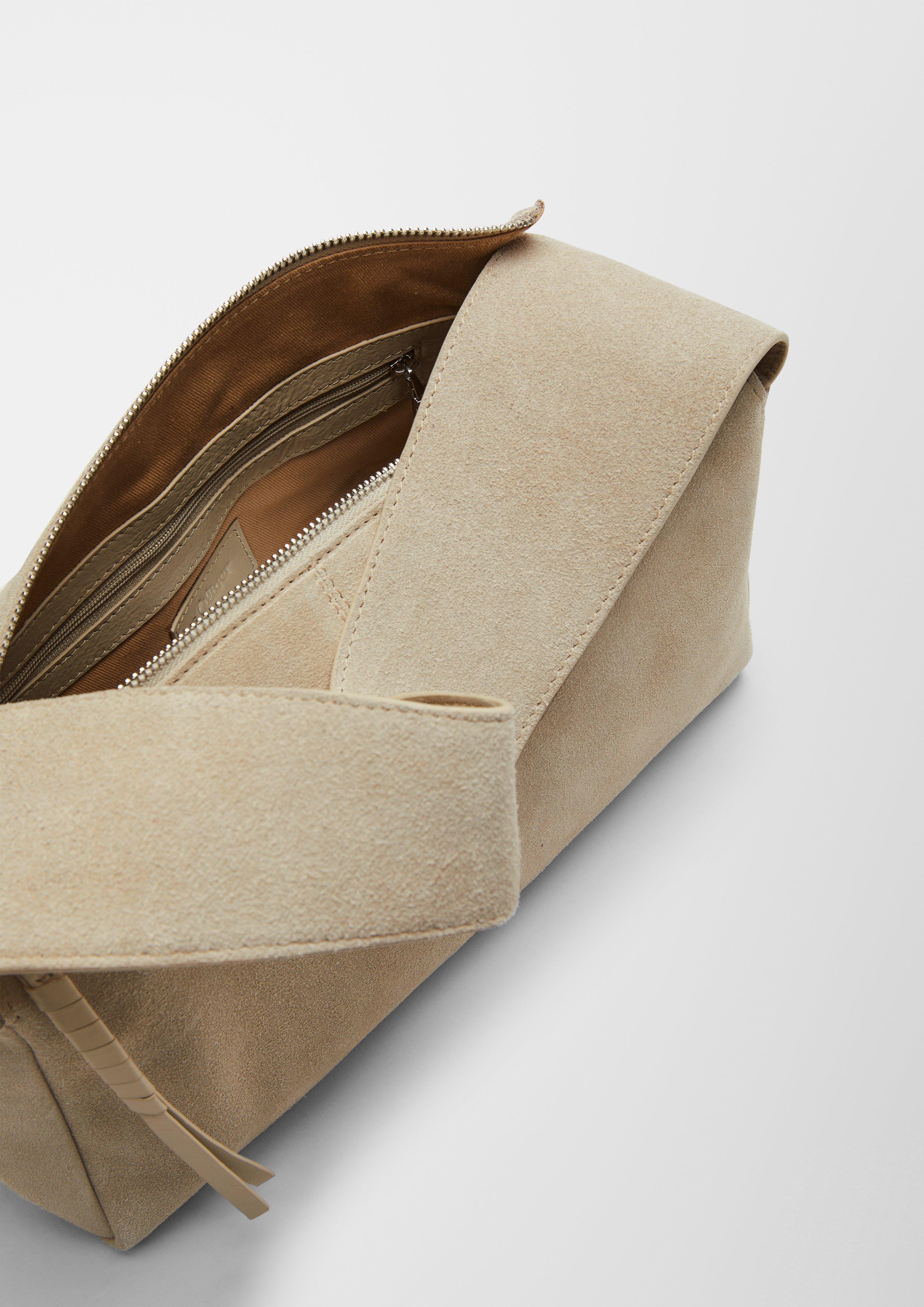 s.Oliver Schultertasche aus Leder