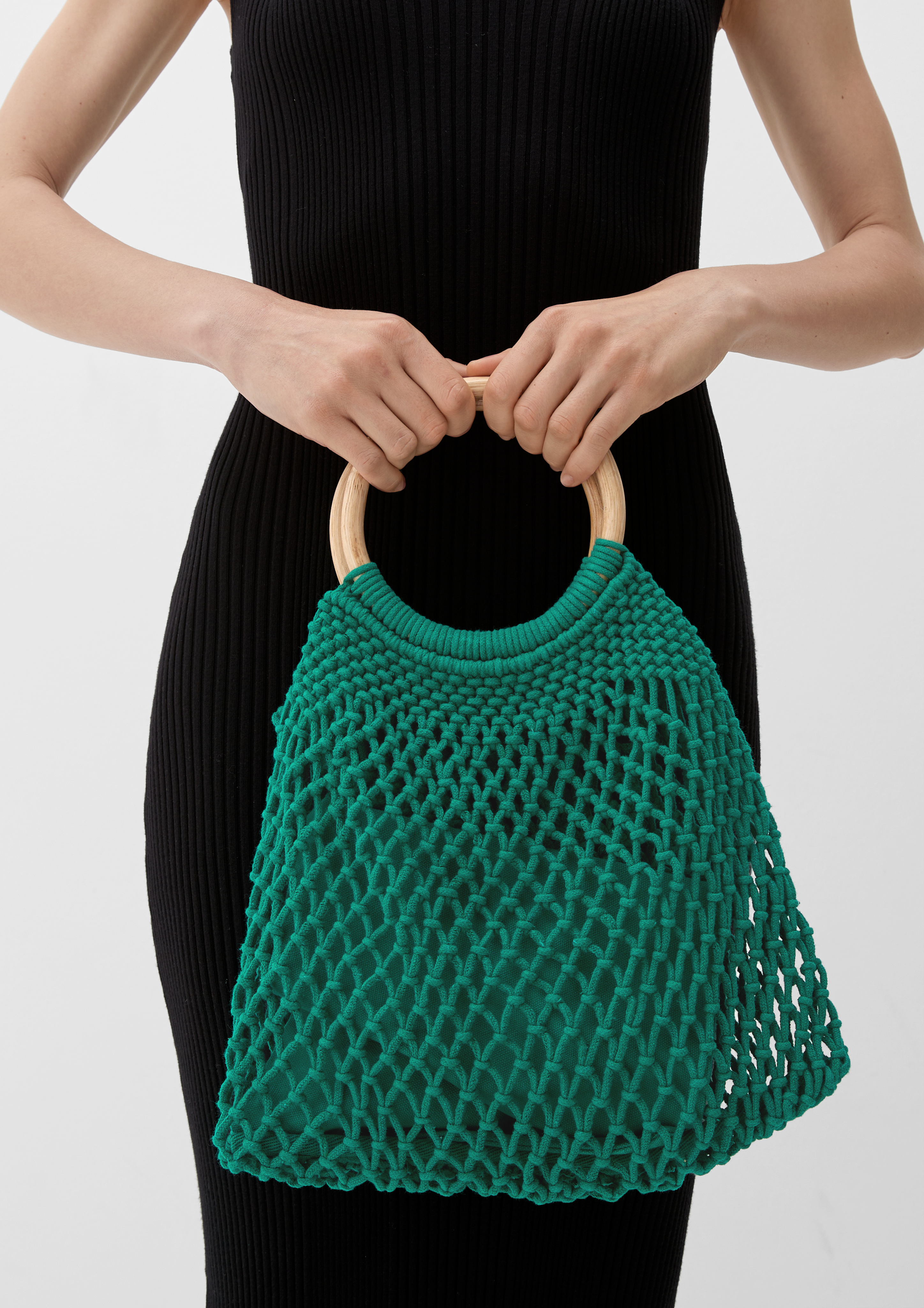 s.Oliver Makramee-Shopper mit Holzgriff