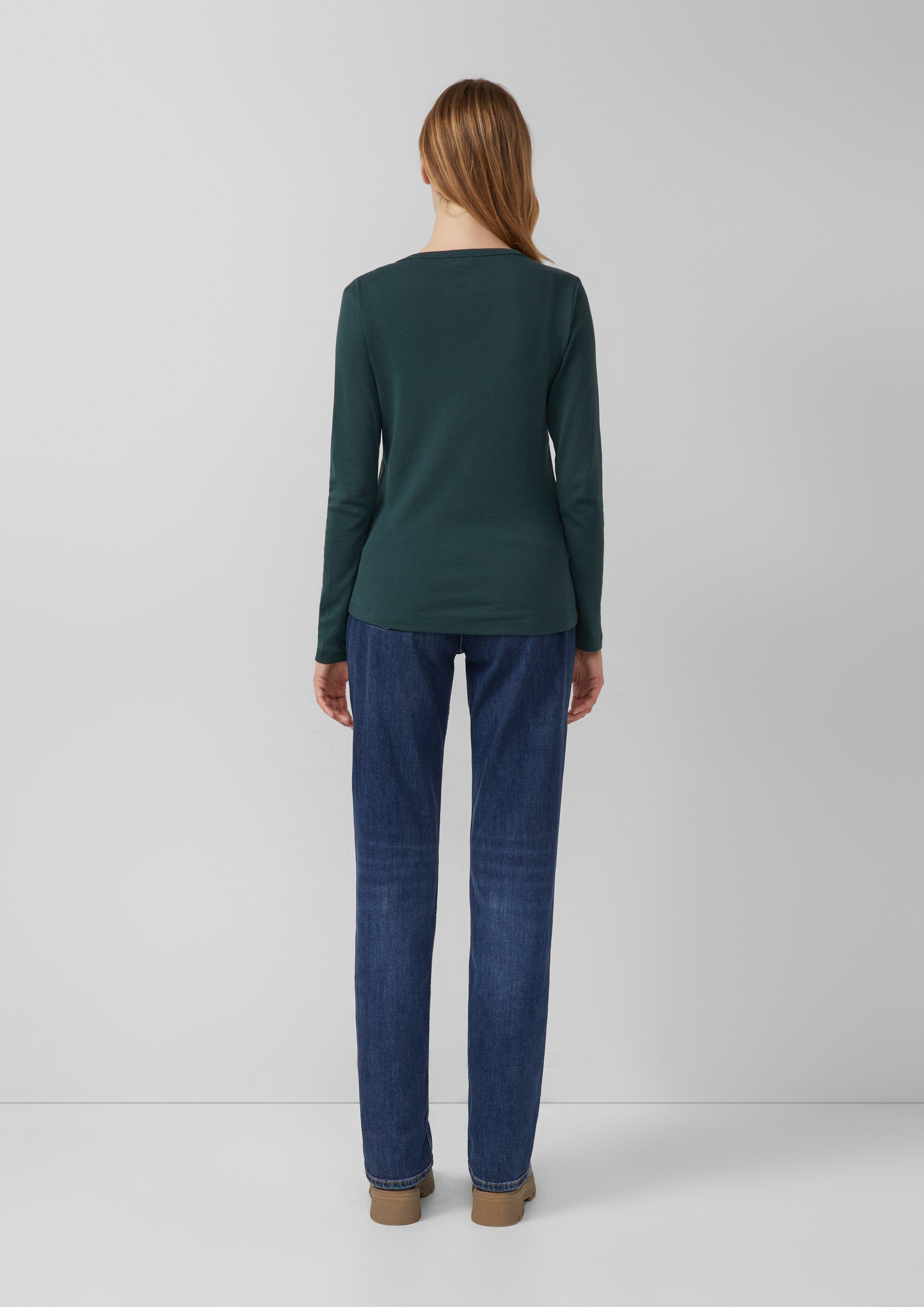 T-shirt in 6933, 5959, 0100, 9999, 3902, 5141 & 0805