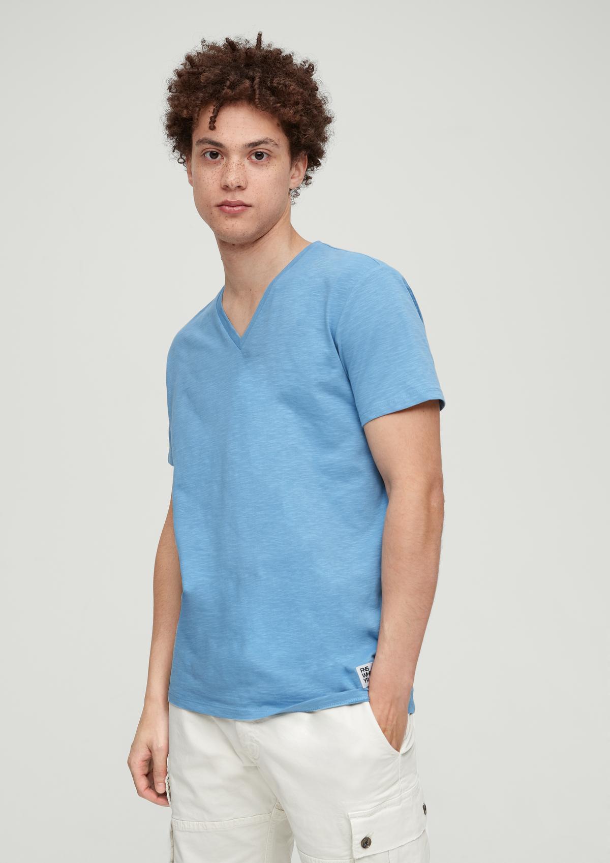 T-shirt with fine stripes - arctic blue