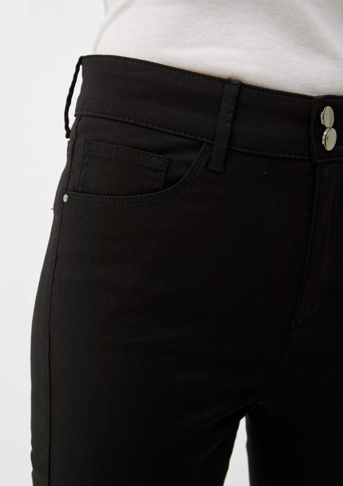 s.Oliver Slim: kalhoty z bavlněného saténu