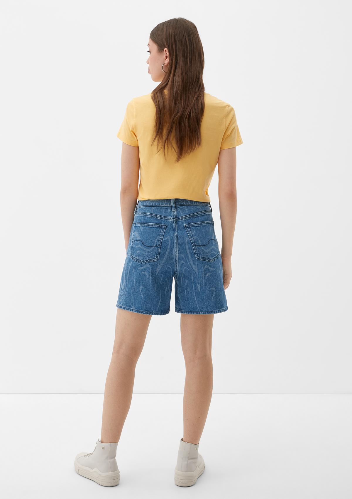 s.Oliver Relaxed fit: shorts with an all-over pattern
