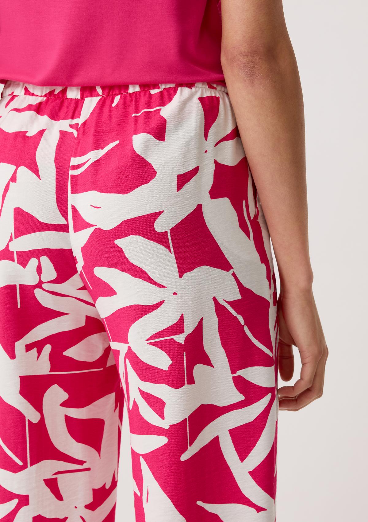 mit - Loose: Comma Hose Allover-Print pink |