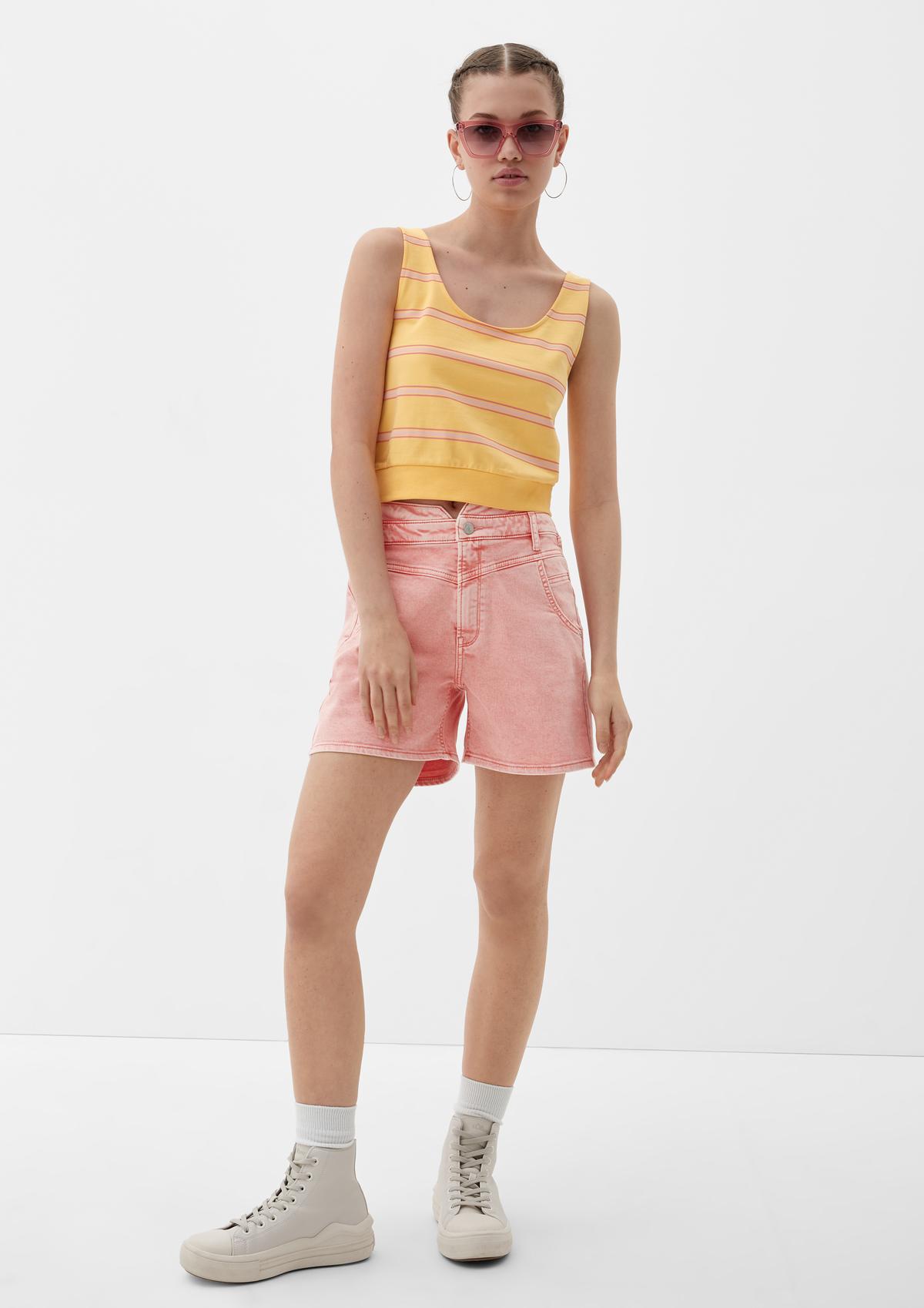 s.Oliver Relaxed fit: denim shorts with asymmetric waistband