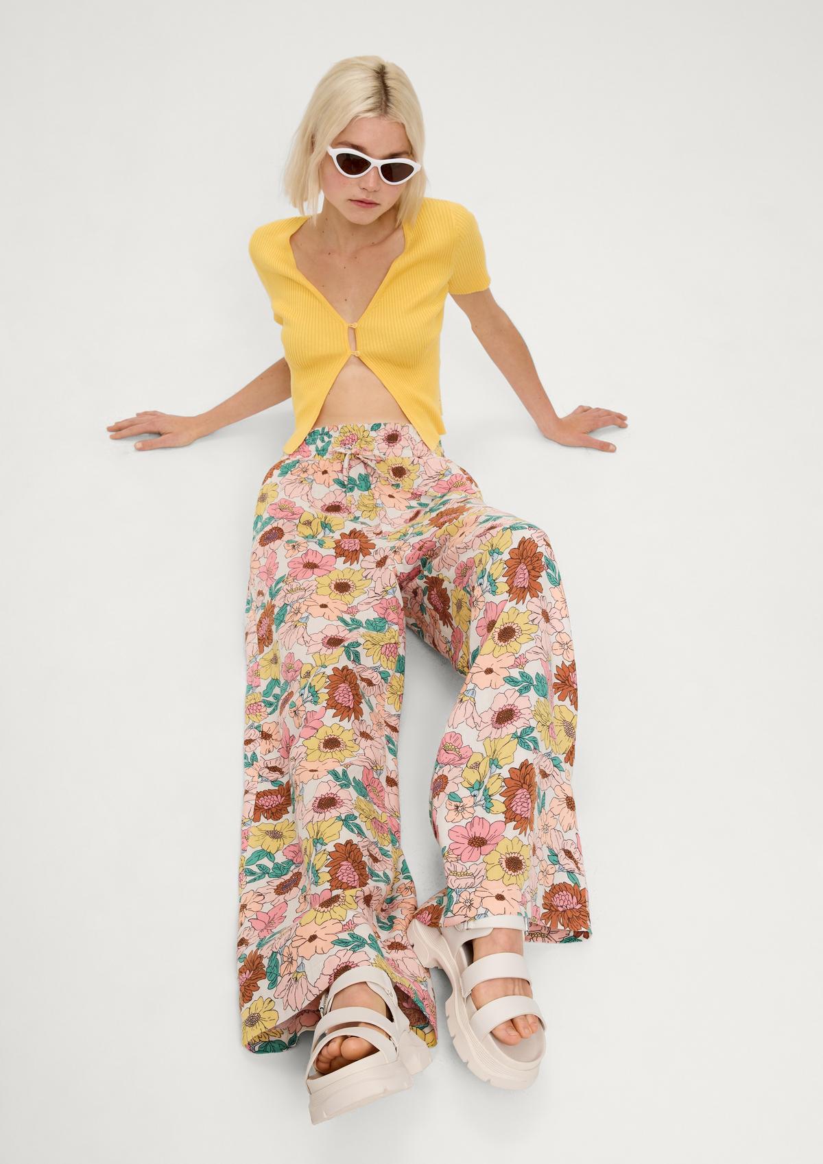 Loose : pantalon à imprimé floral